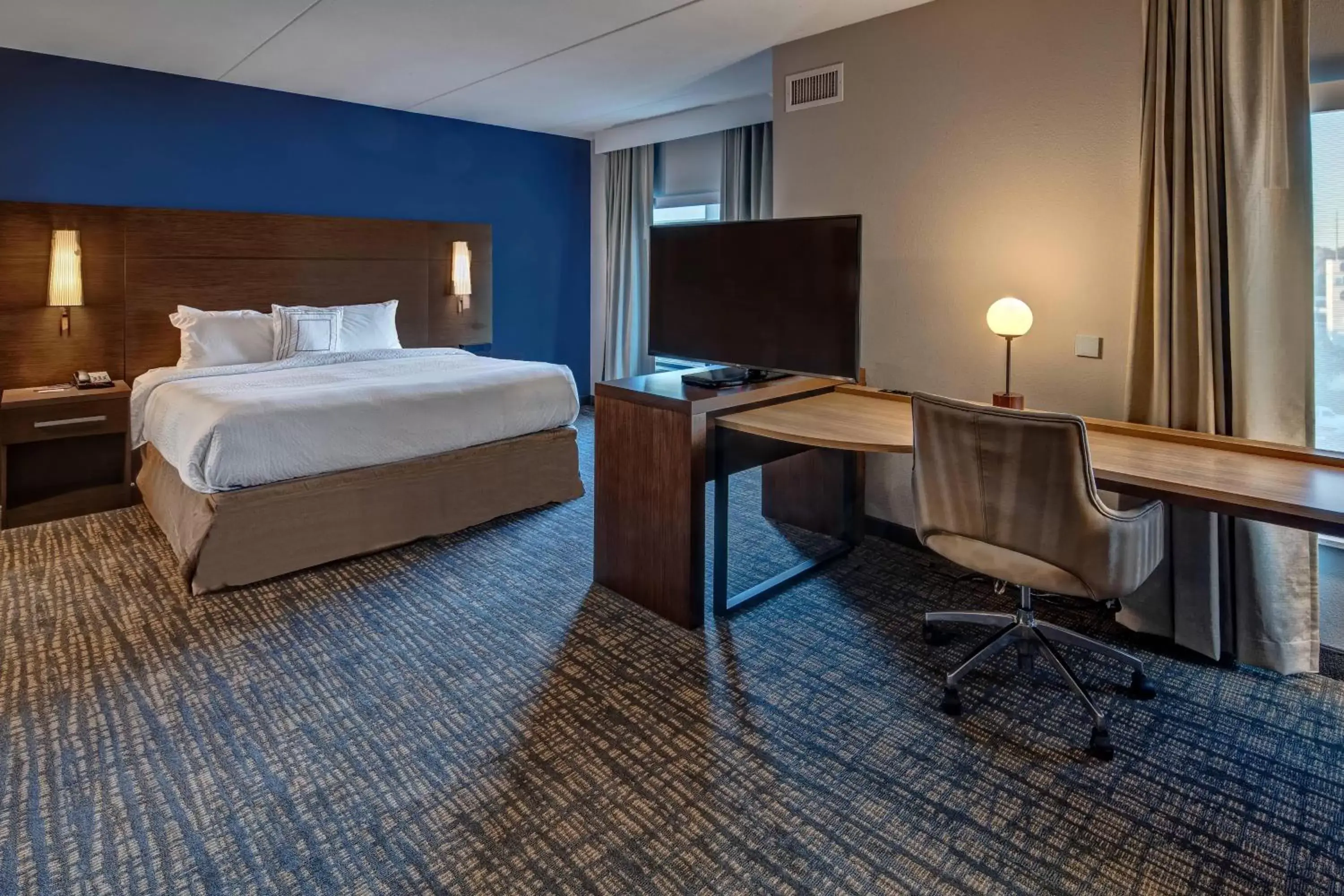 Photo of the whole room, Bed in Residence Inn by Marriott Nashville at Opryland