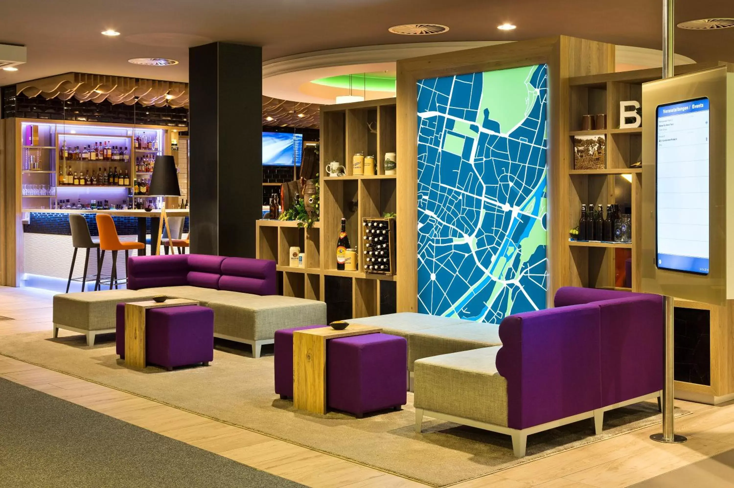 Property building, Lounge/Bar in Holiday Inn Munich City Centre, an IHG Hotel