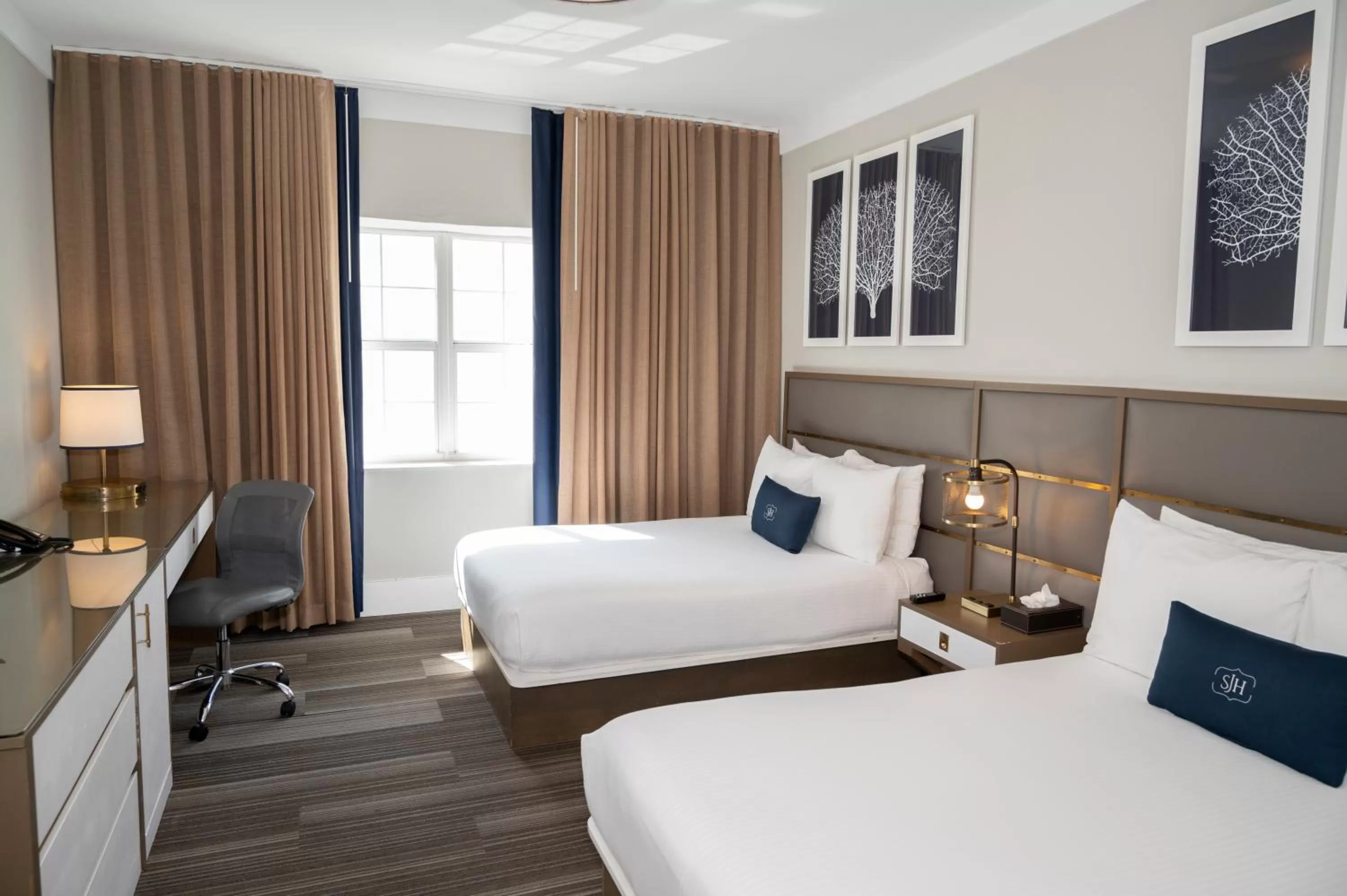 Deluxe Double Room in San Juan Hotel Miami Beach