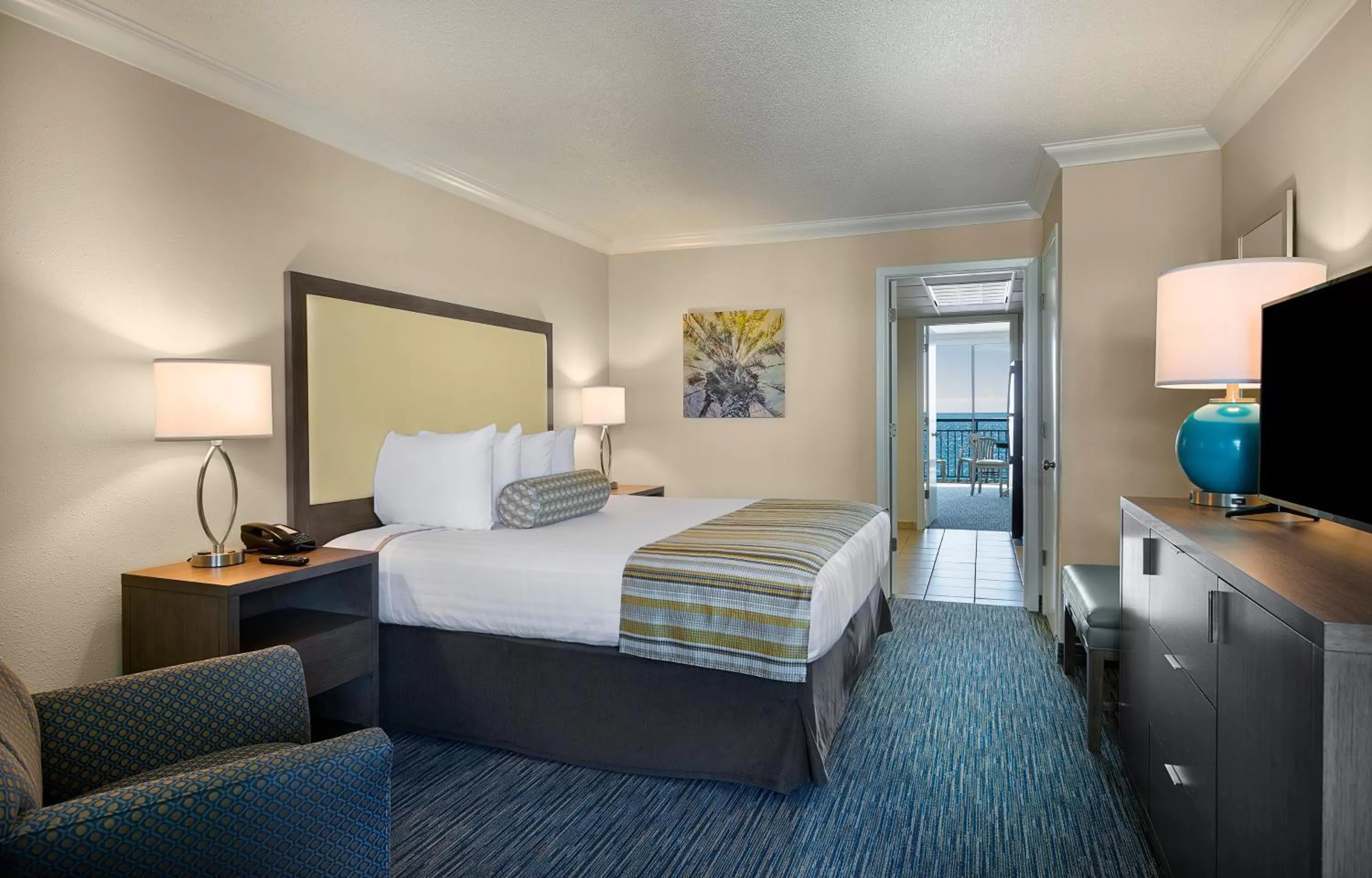 Decorative detail, Bed in Coral Beach Resort