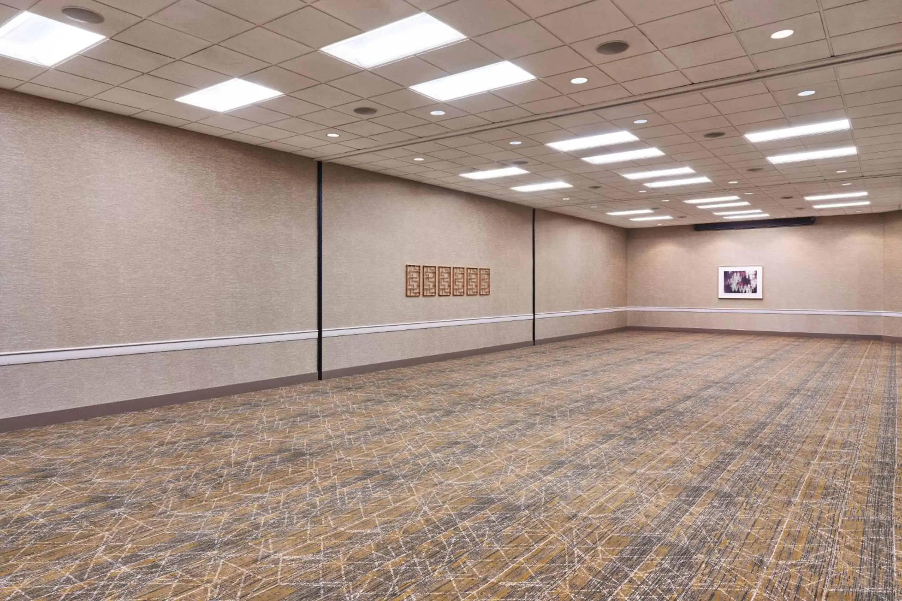 Meeting/conference room in Sheraton Portland Airport Hotel