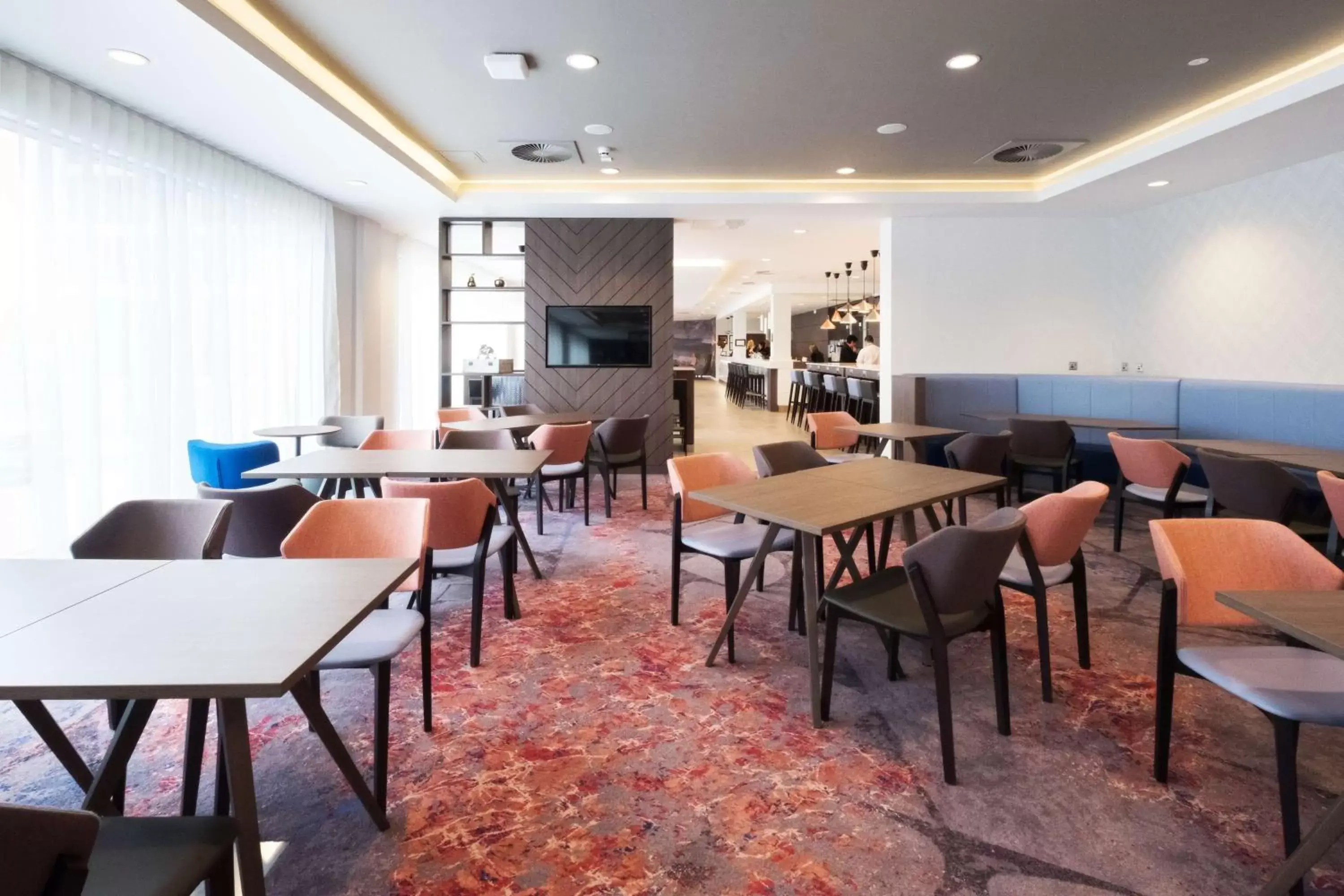 Breakfast, Restaurant/Places to Eat in Hampton By Hilton Aberdeen Airport