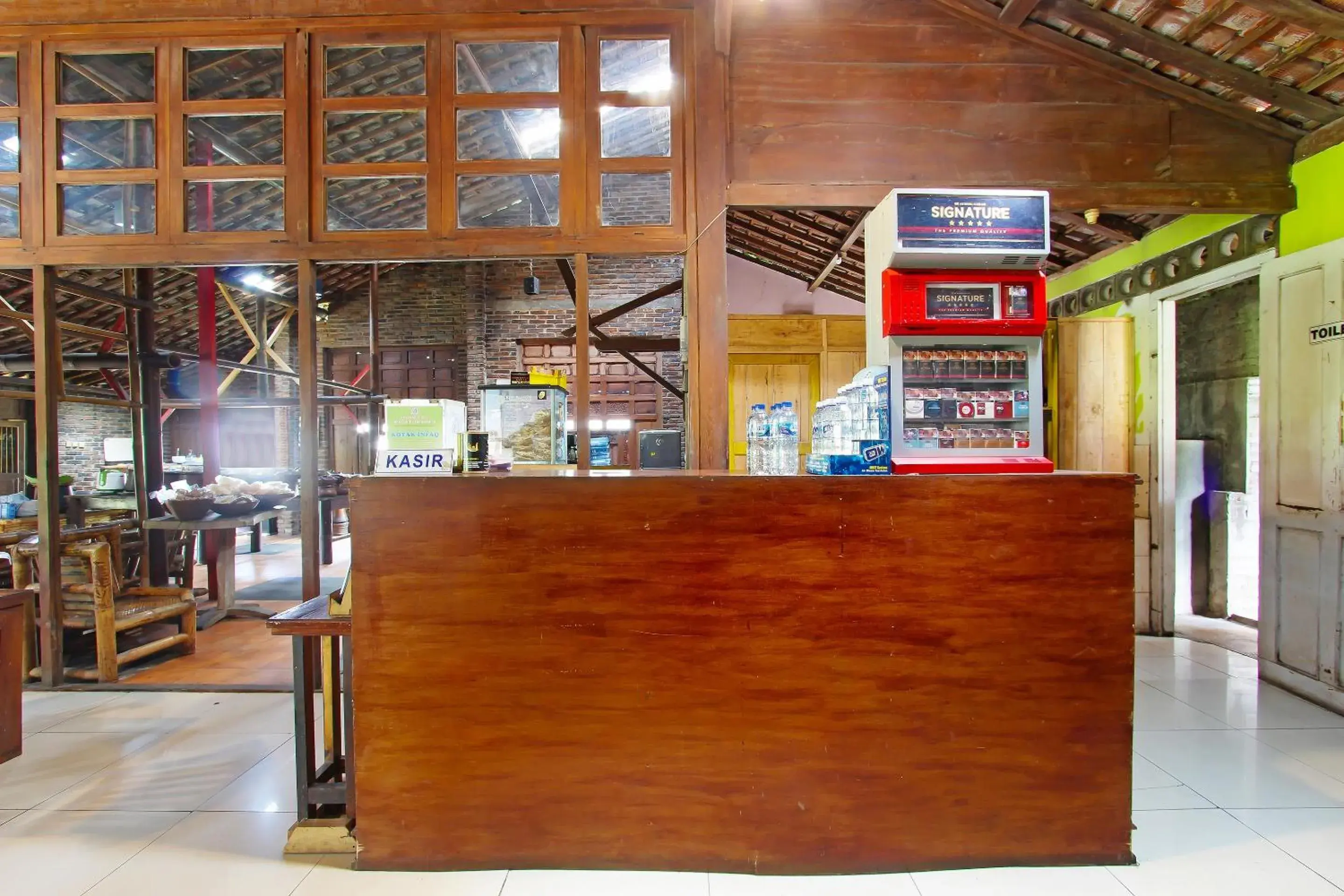 Lobby or reception in OYO 3693 Kopi Klotok Homestay Syariah