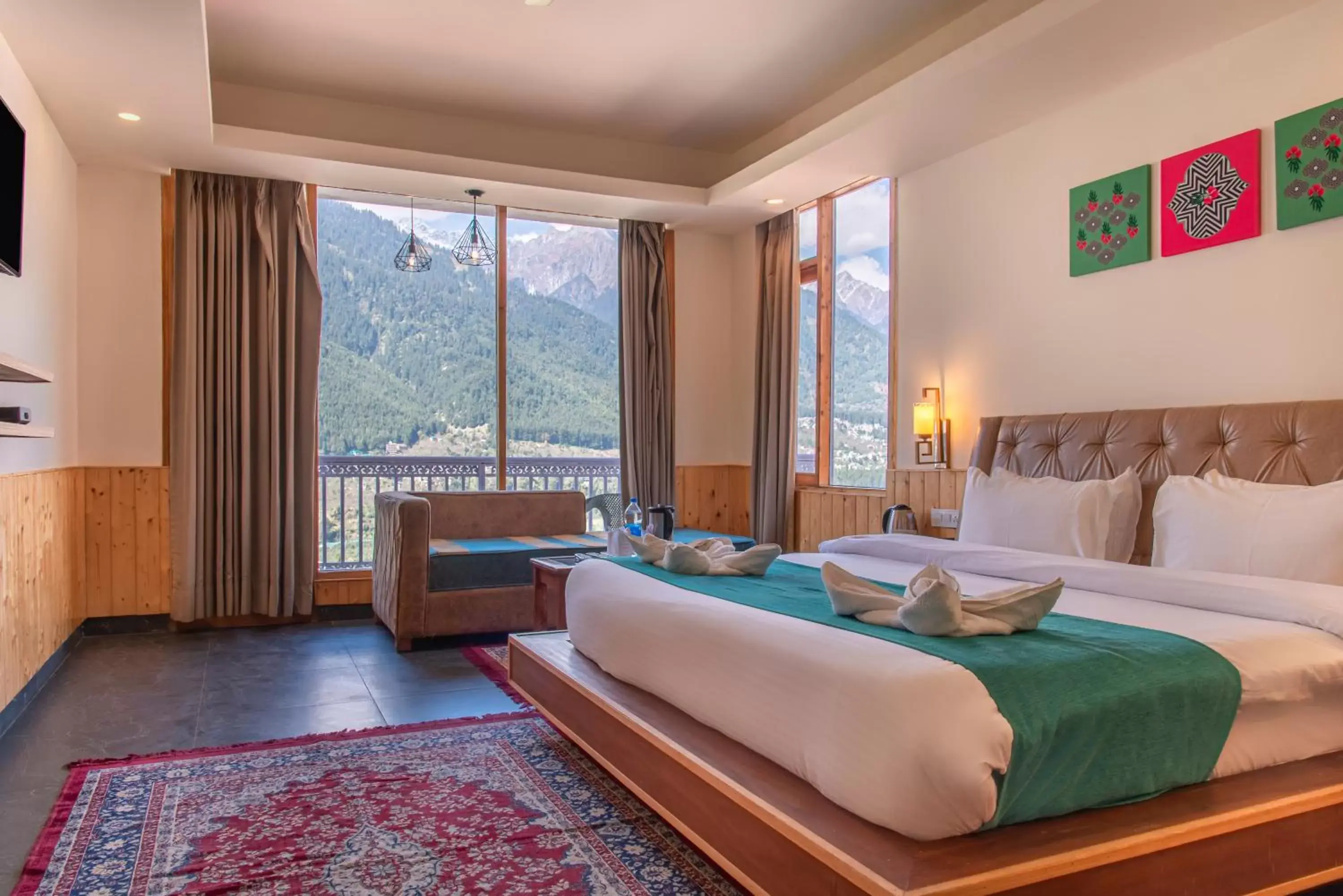 Double Room with Mountain View in Echor Himalayan Heights Manali Double Room with Mountain View in Echor Himalayan Heights Manali