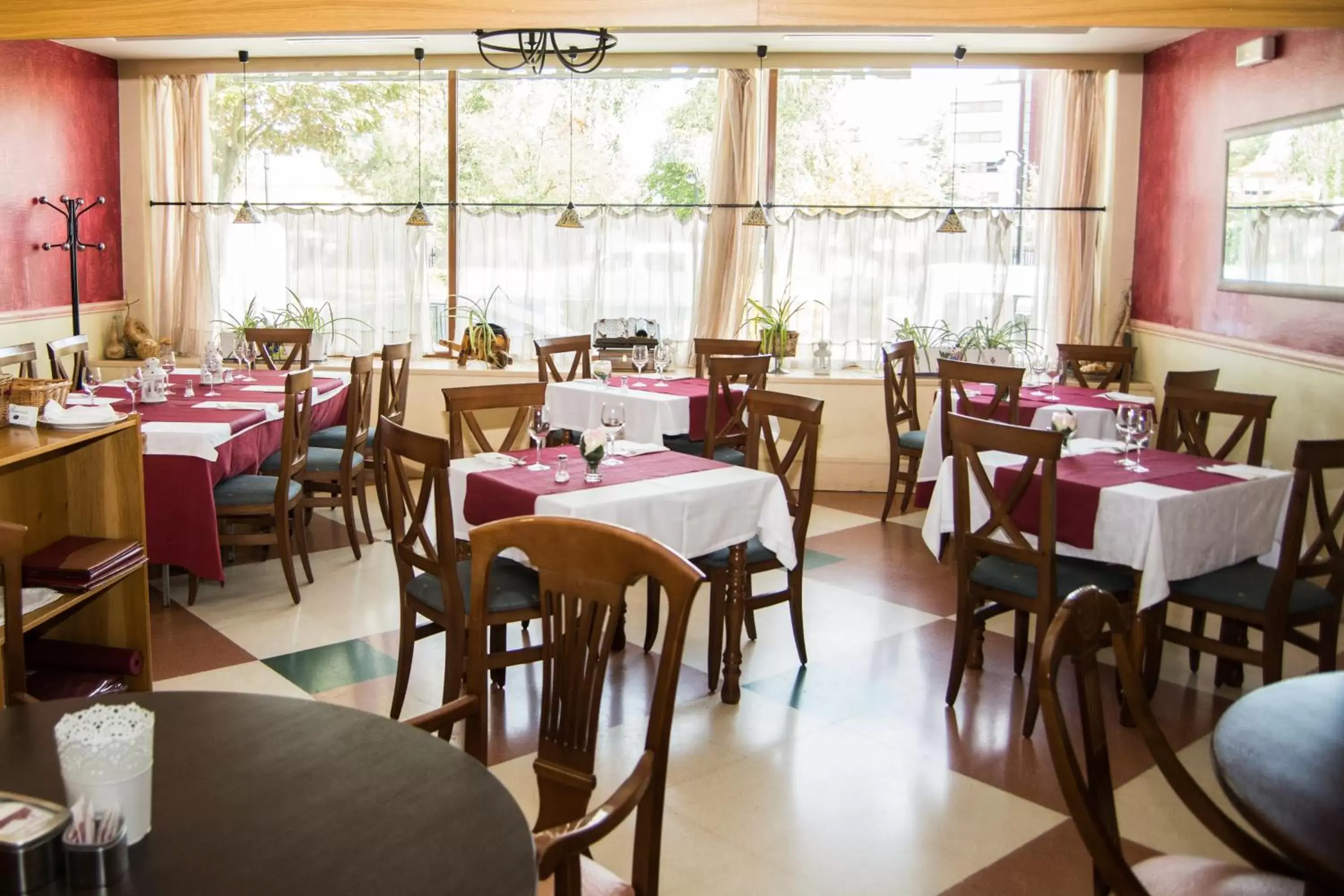 Banquet/Function facilities, Restaurant/Places to Eat in Hotel Nobis Salamanca
