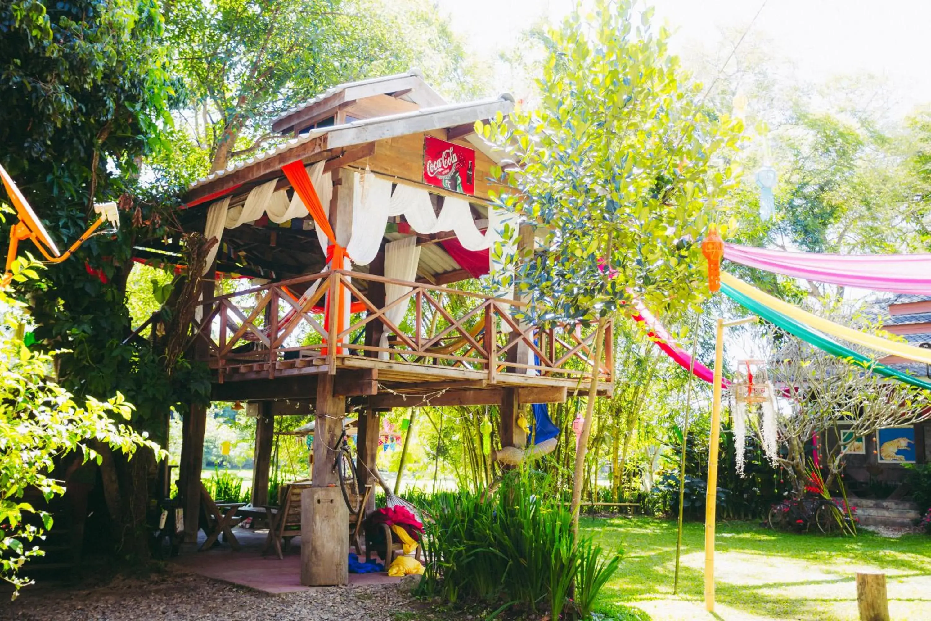 Garden in Sawasdeepai River Resort