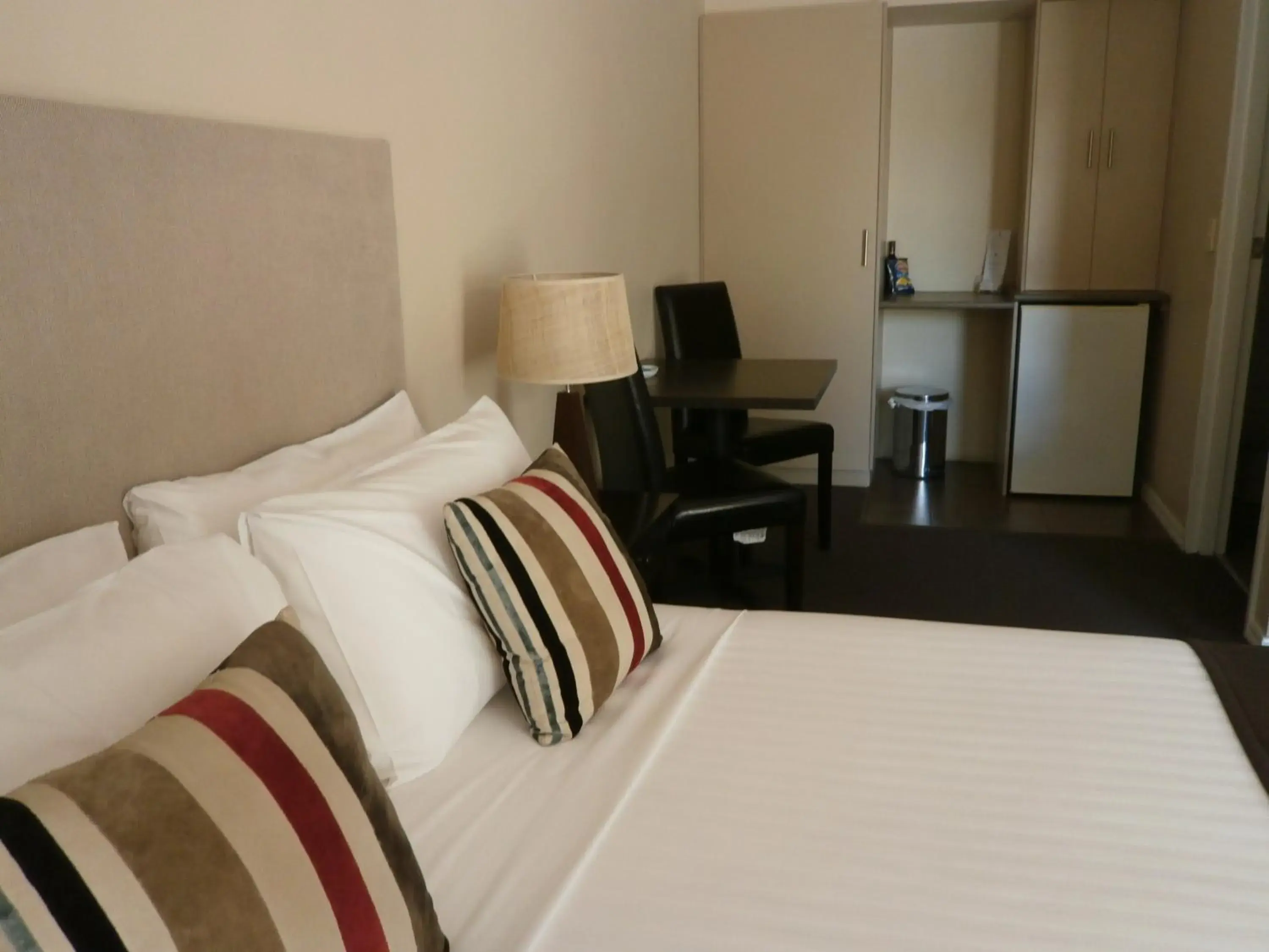 Photo of the whole room, Bed in Central City Motor Inn Ballarat