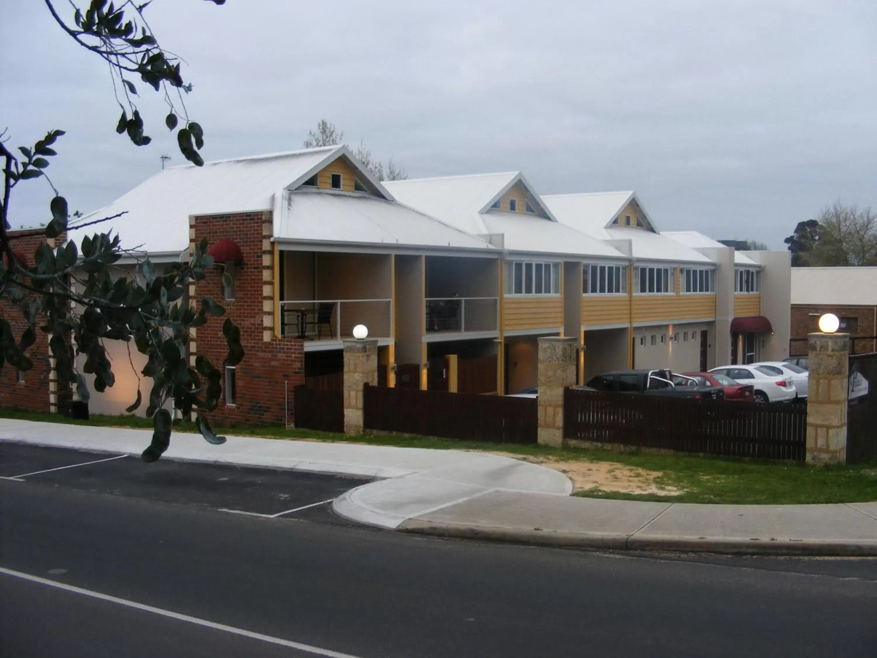 Property Building in Prideau's of Margaret River