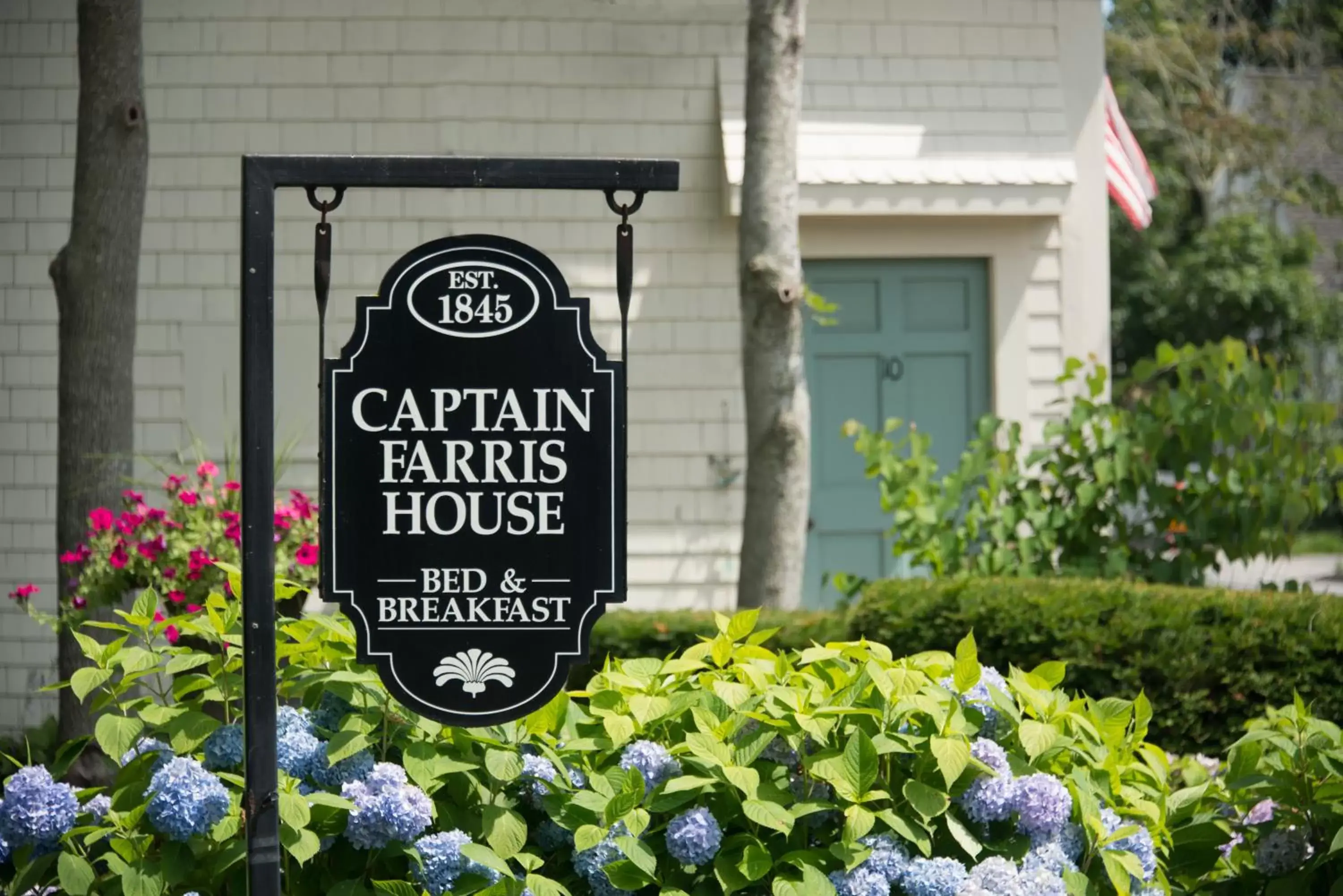 Property Logo/Sign in Captain Farris House