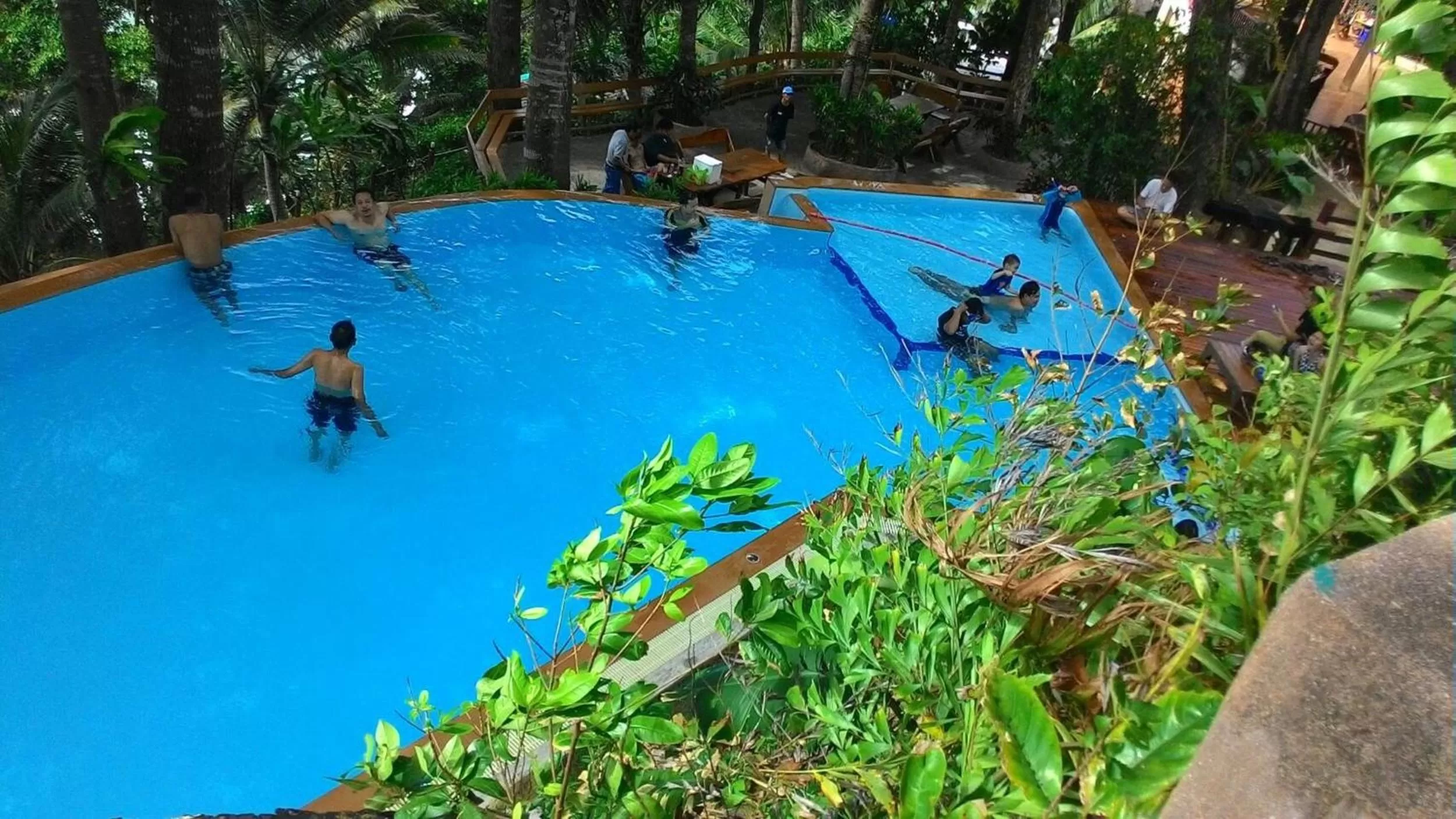 Pool view in Chang Cliff Resort