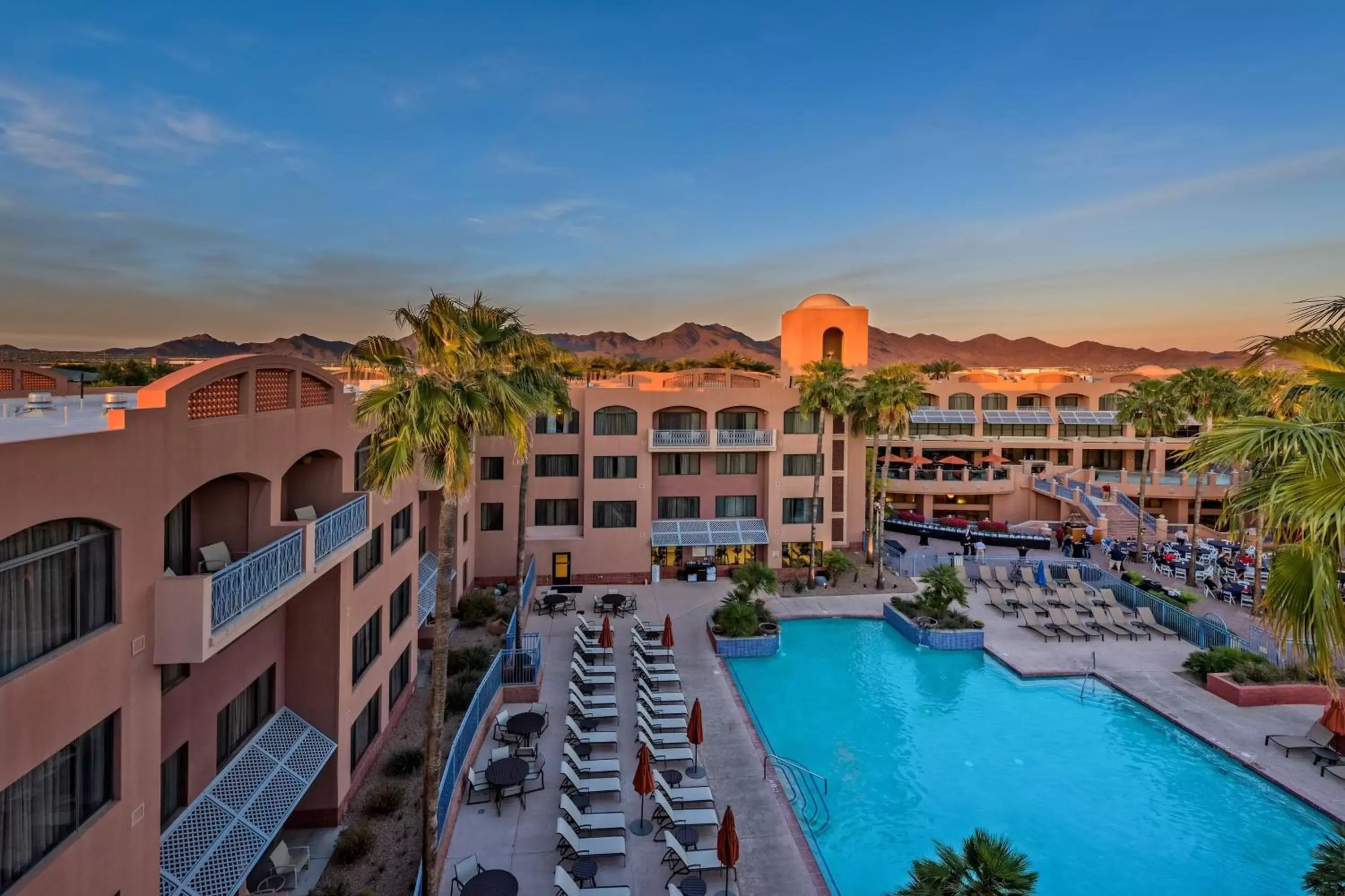 Property building, Swimming Pool in Scottsdale Marriott at McDowell Mountains