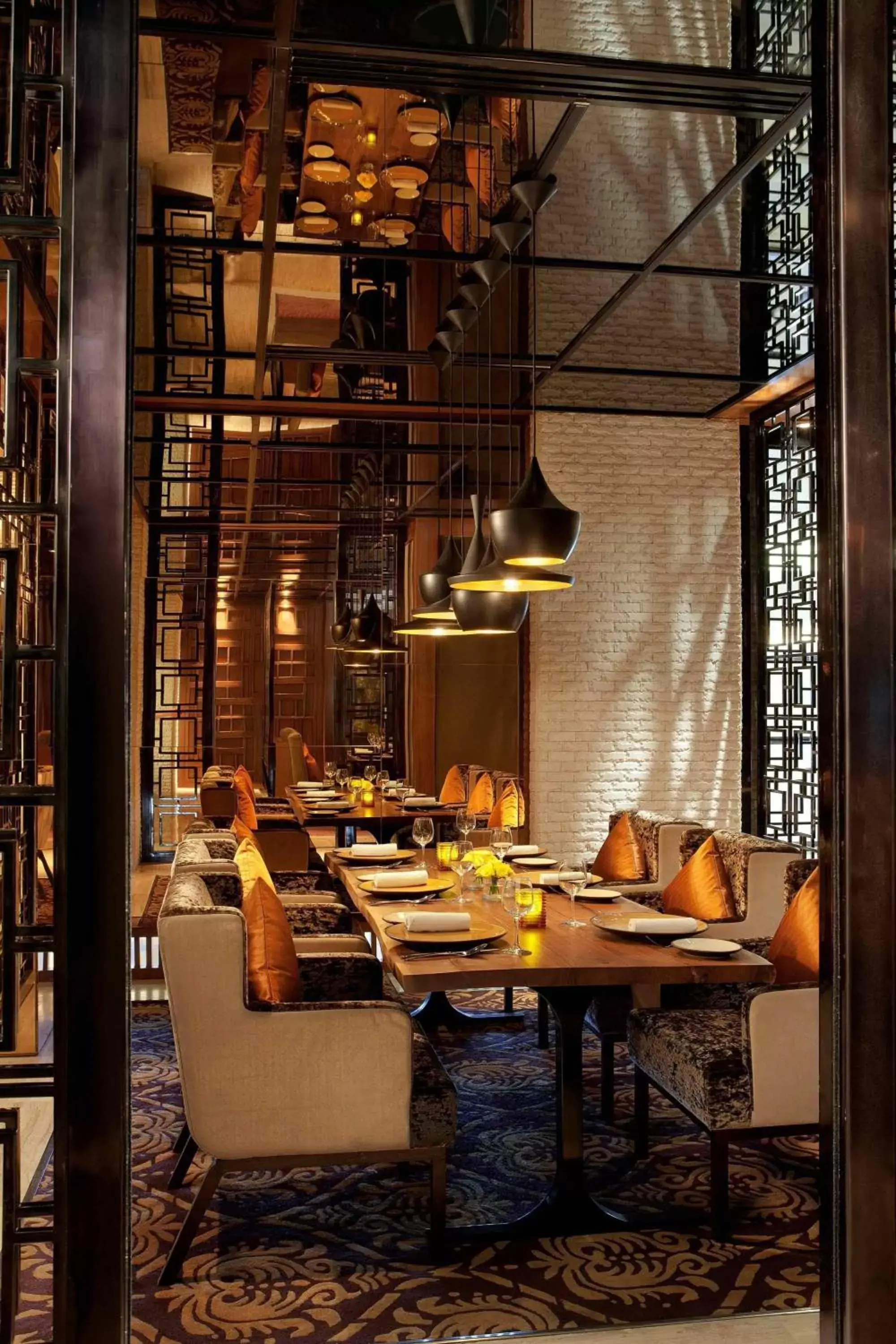 Restaurant/Places to Eat in JW Marriott Hotel Chandigarh