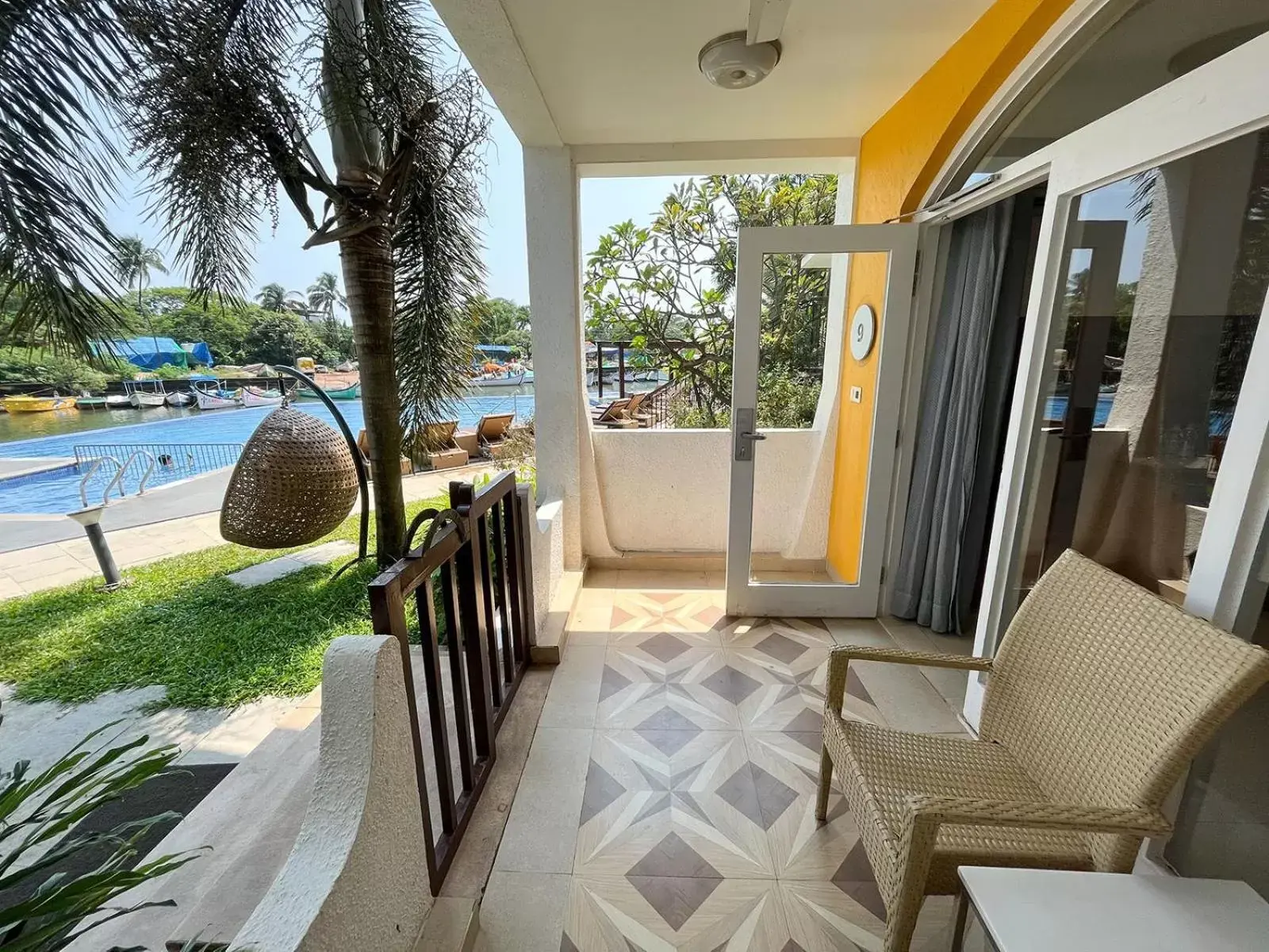 Balcony/Terrace in Acron Waterfront Resort