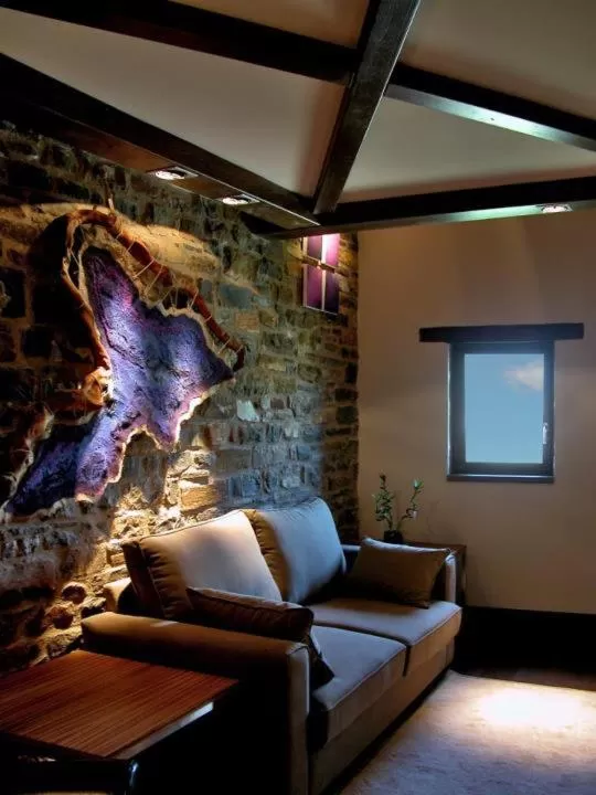 Seating area in Los Siete Reyes