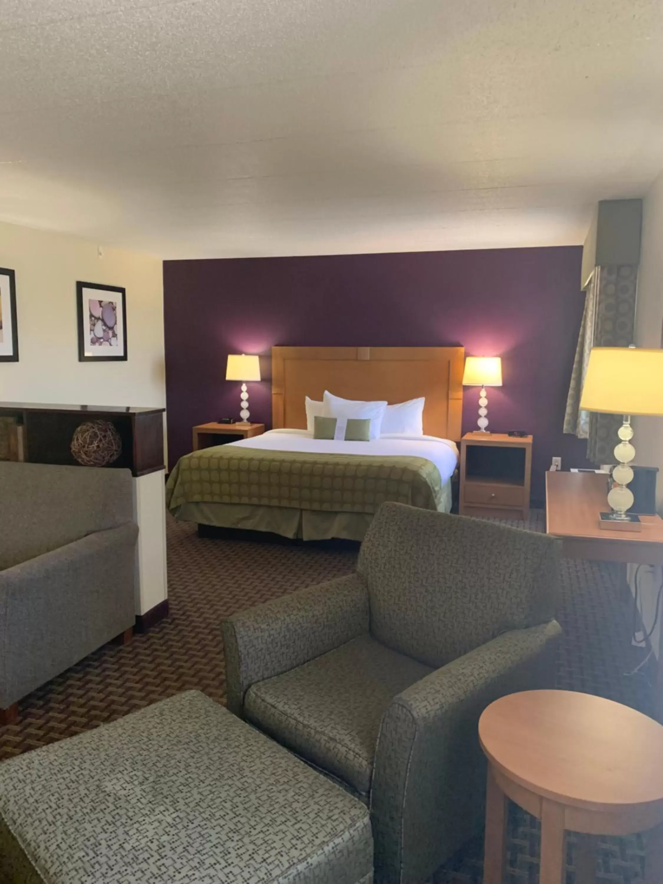 Bed in Ramada by Wyndham Marquette