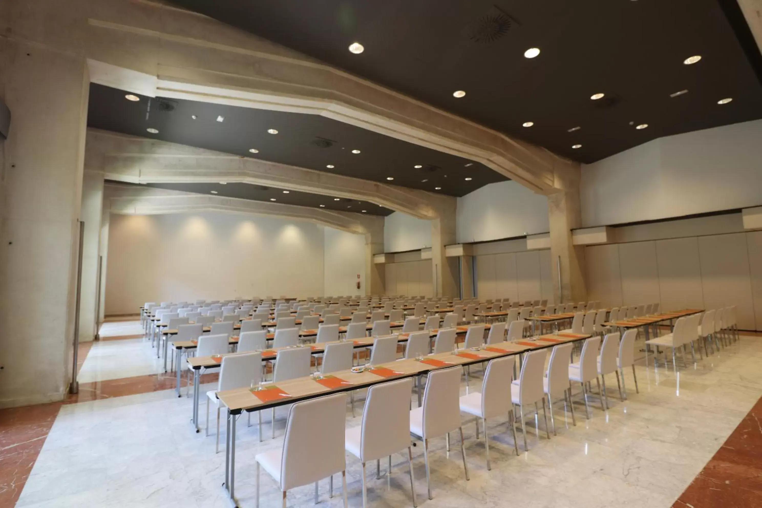 Meeting/conference room in Silken Al-Andalus Palace