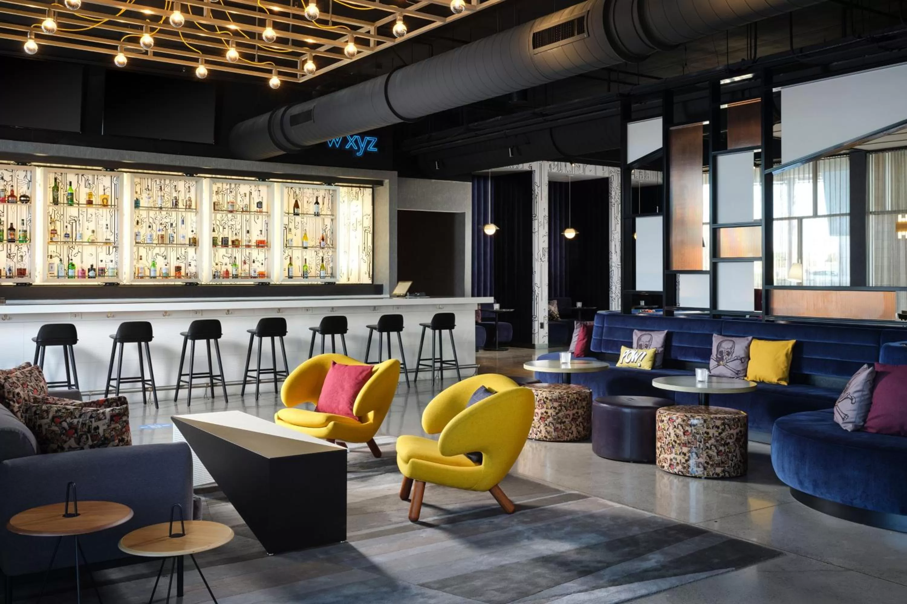 Lounge or bar in Aloft Knoxville West