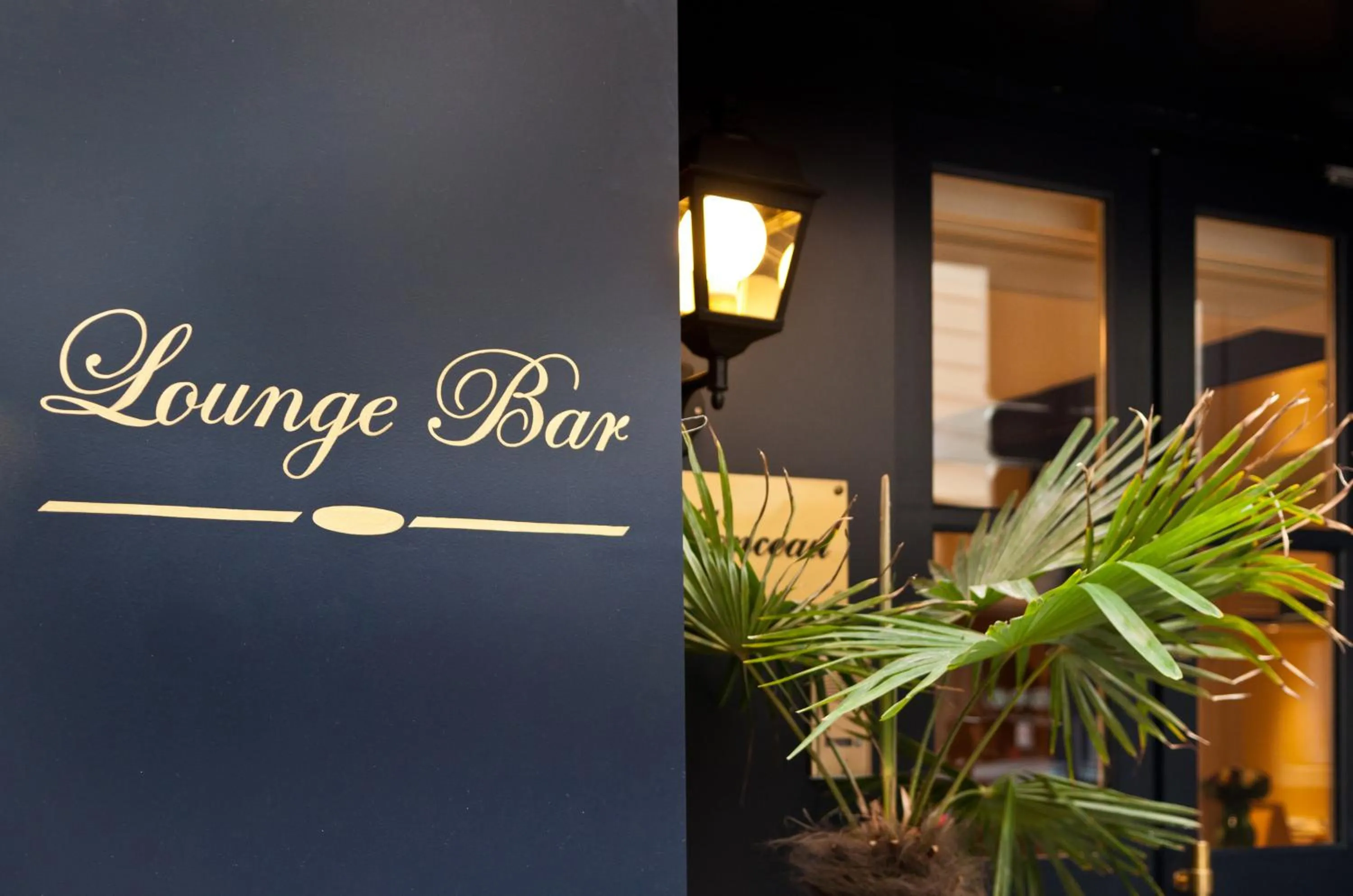 Decorative detail in Hotel Monceau Wagram