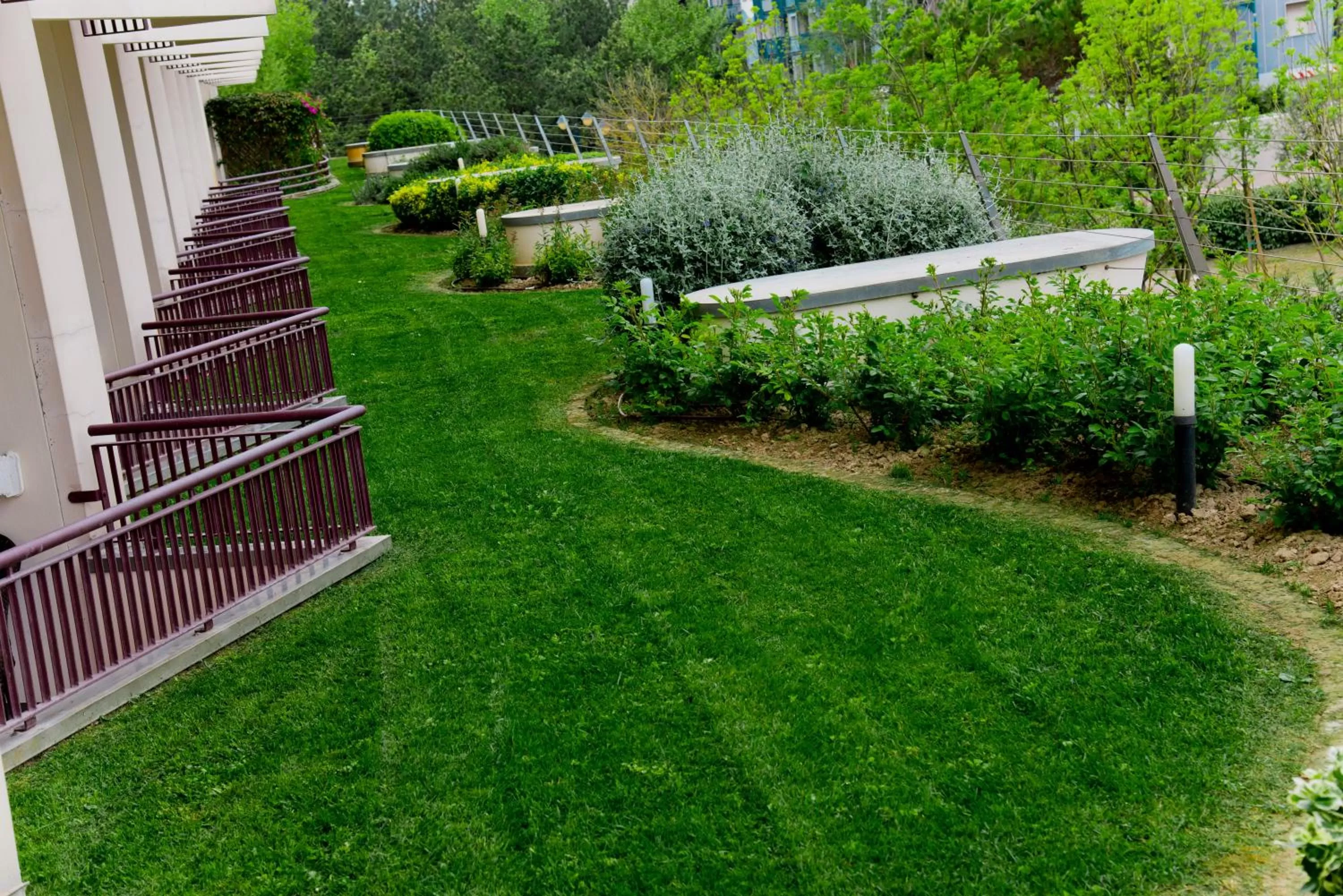 Garden in Savoy Beach Hotel & Thermal Spa