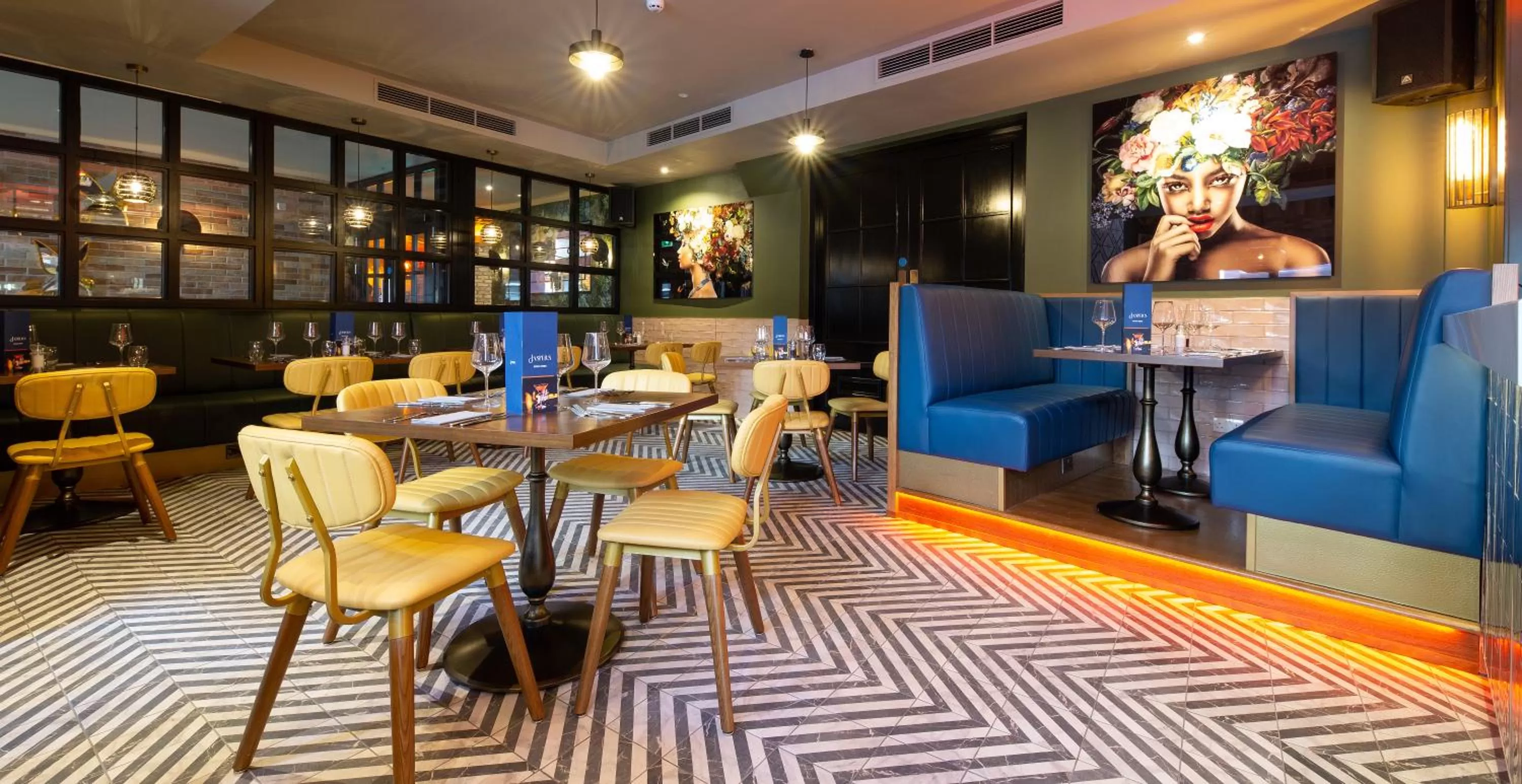 Restaurant/places to eat in Crown Quarter