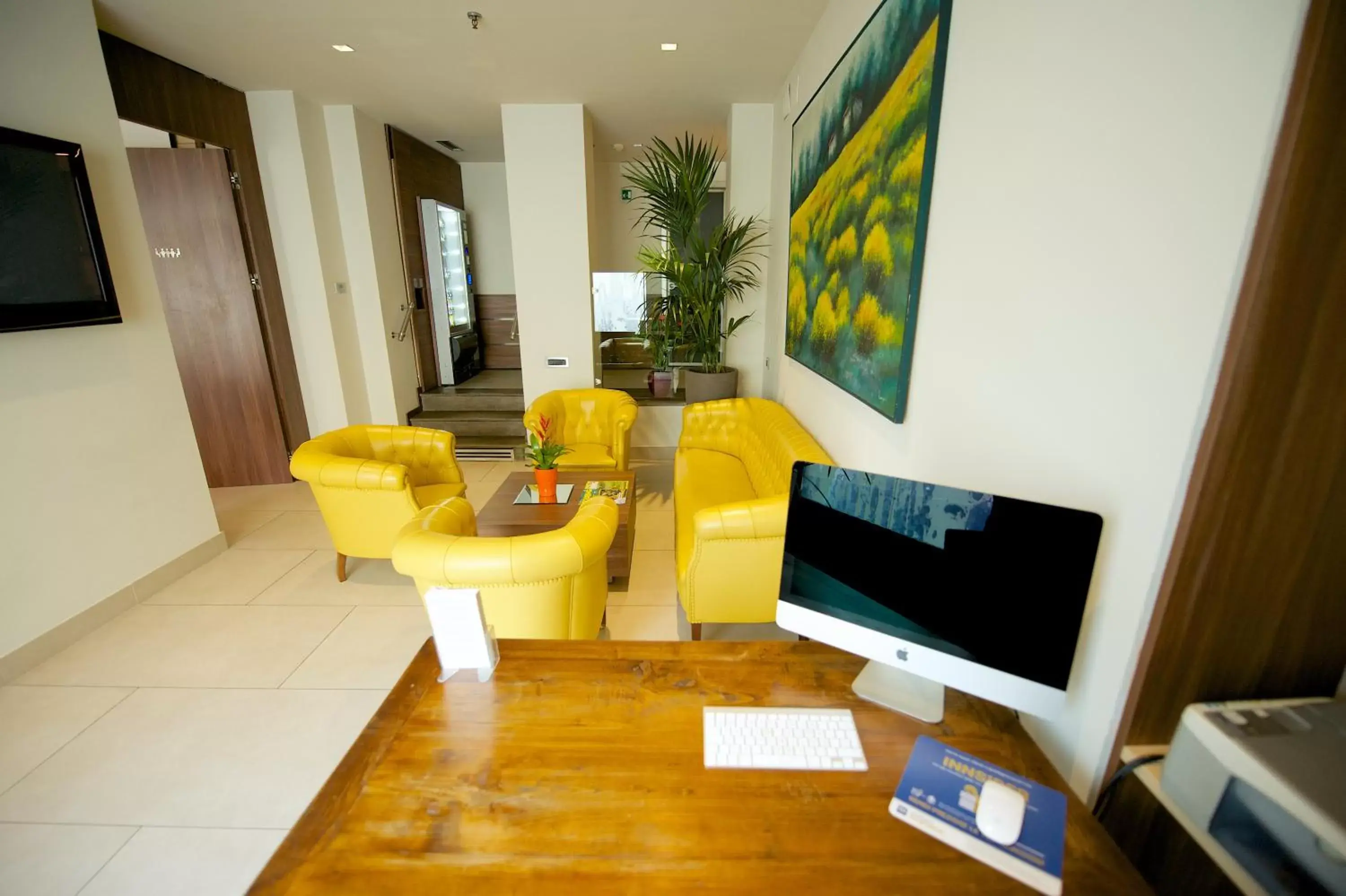 Seating Area in Best Western Hotel Luxor