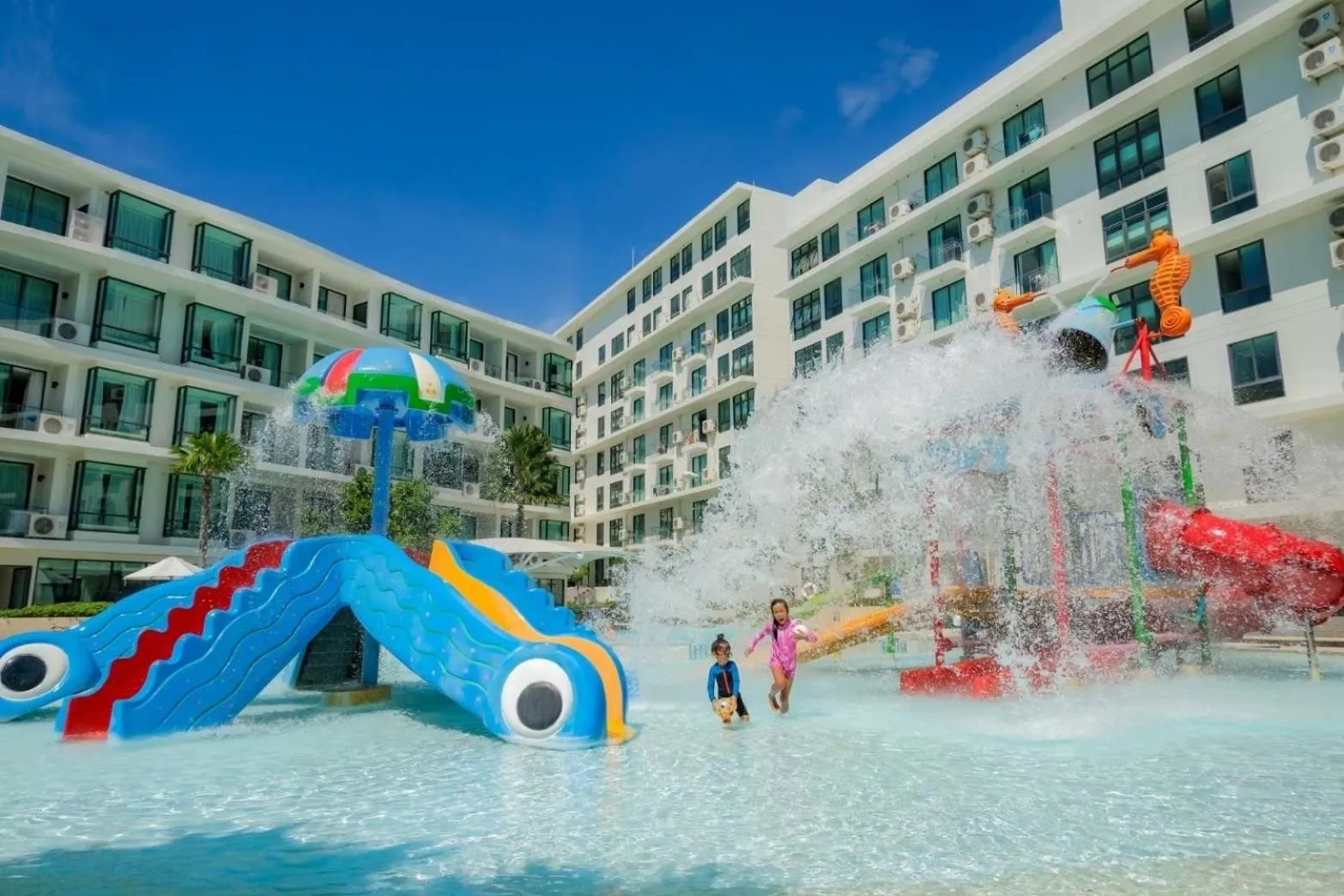 Day in Wyndham La Vita Rawai Phuket