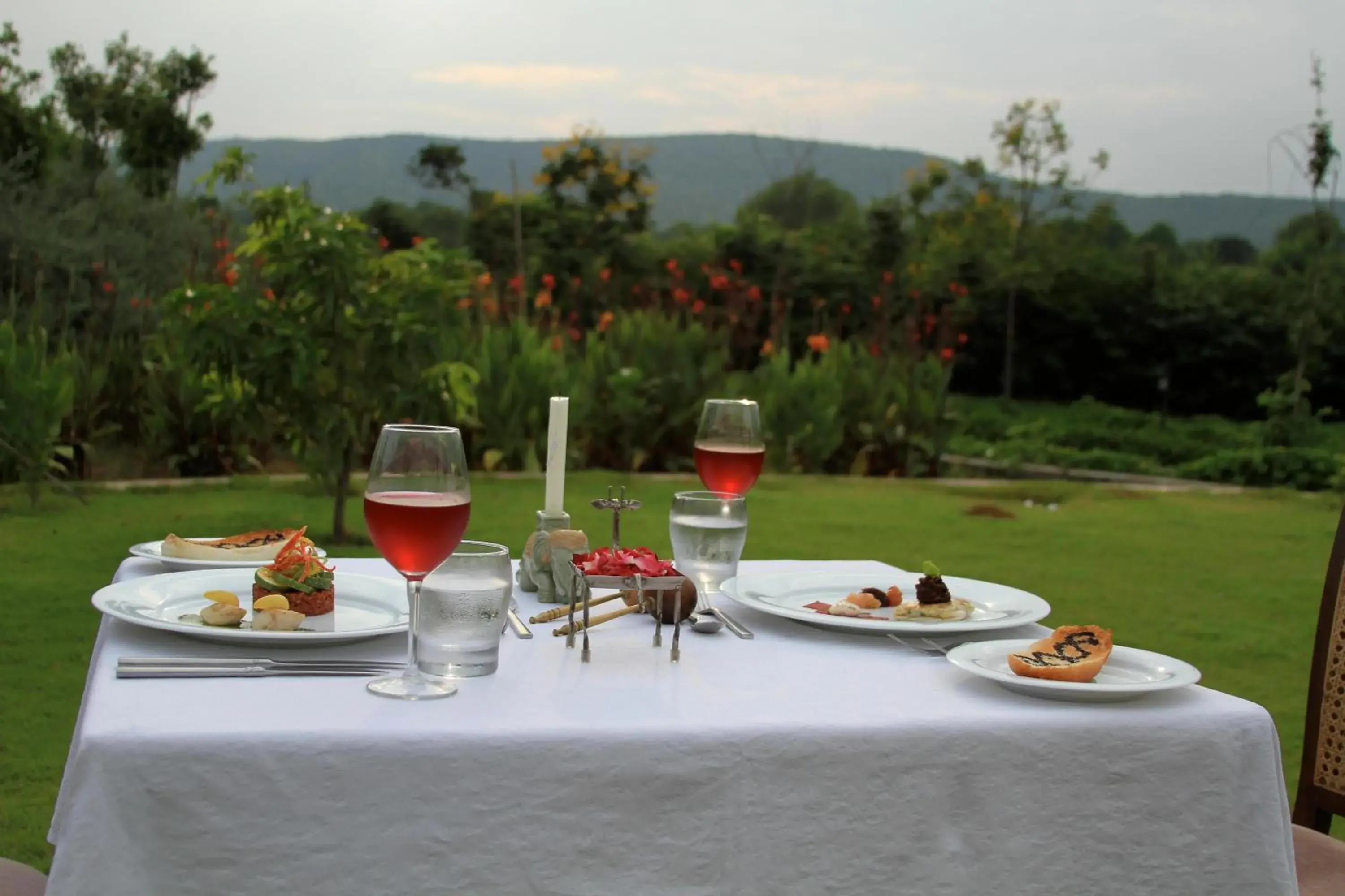 Restaurant/places to eat in Tree of Life Resort & Spa Jaipur Restaurant/places to eat in Tree of Life Resort & Spa Jaipur