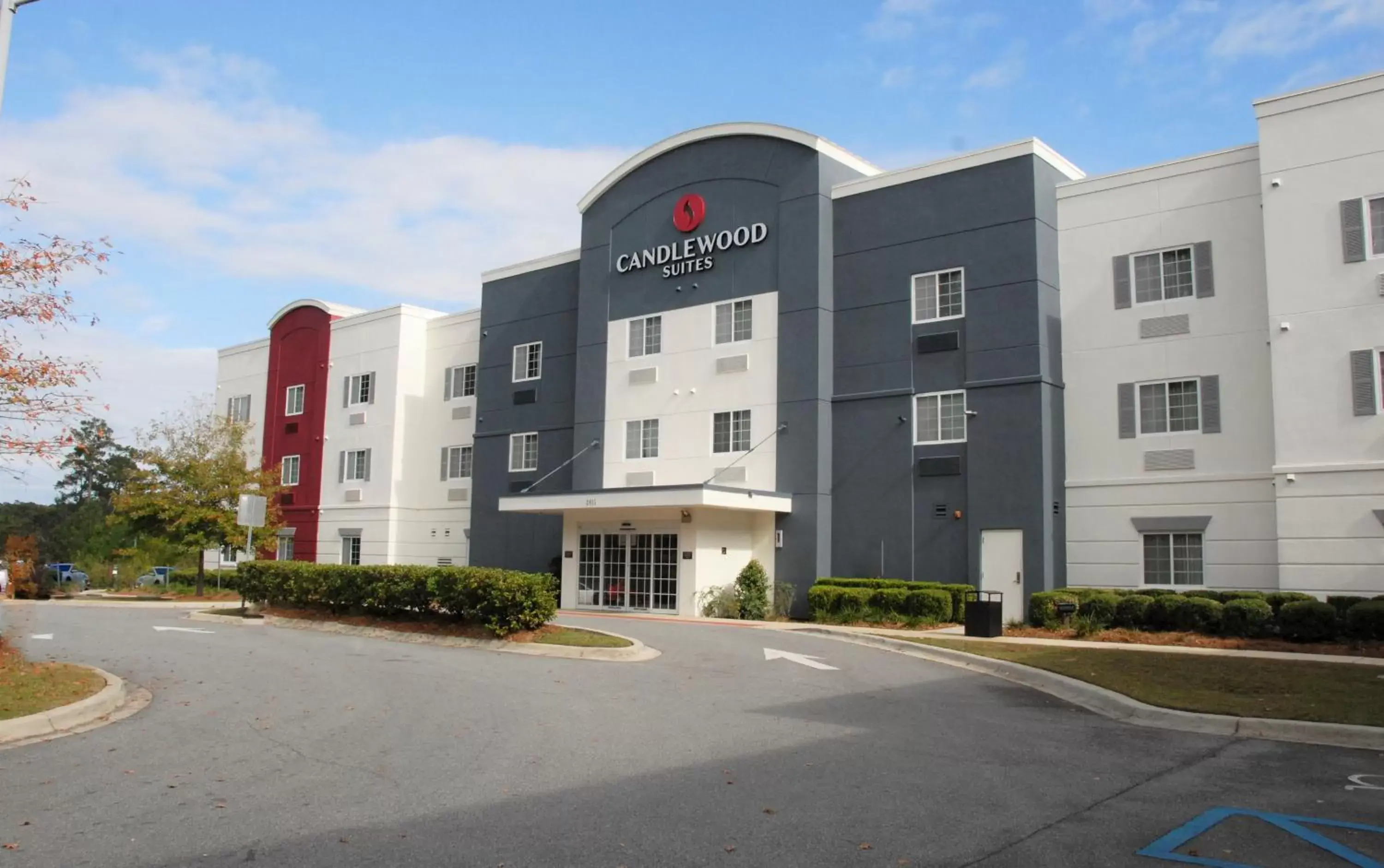 Property Building in Candlewood Suites Tallahassee, an IHG Hotel