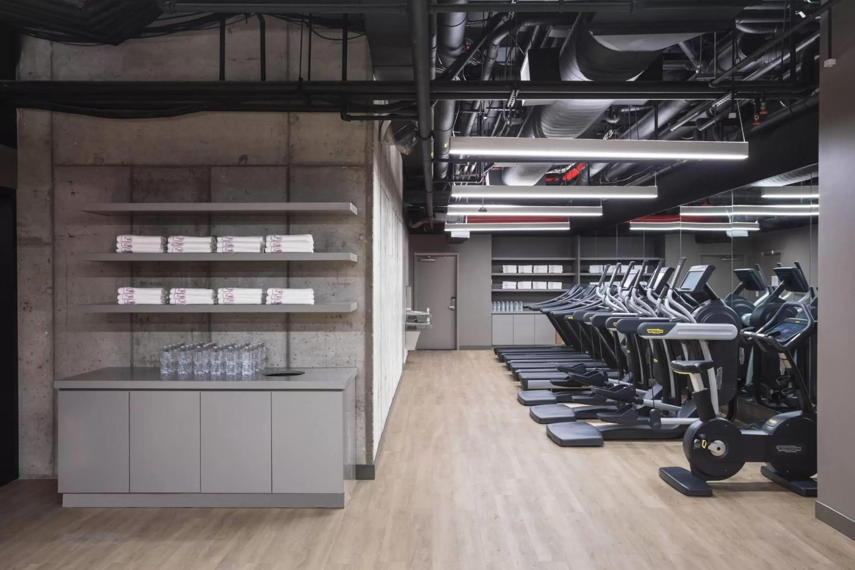 Fitness centre/facilities in Moxy NYC Chelsea
