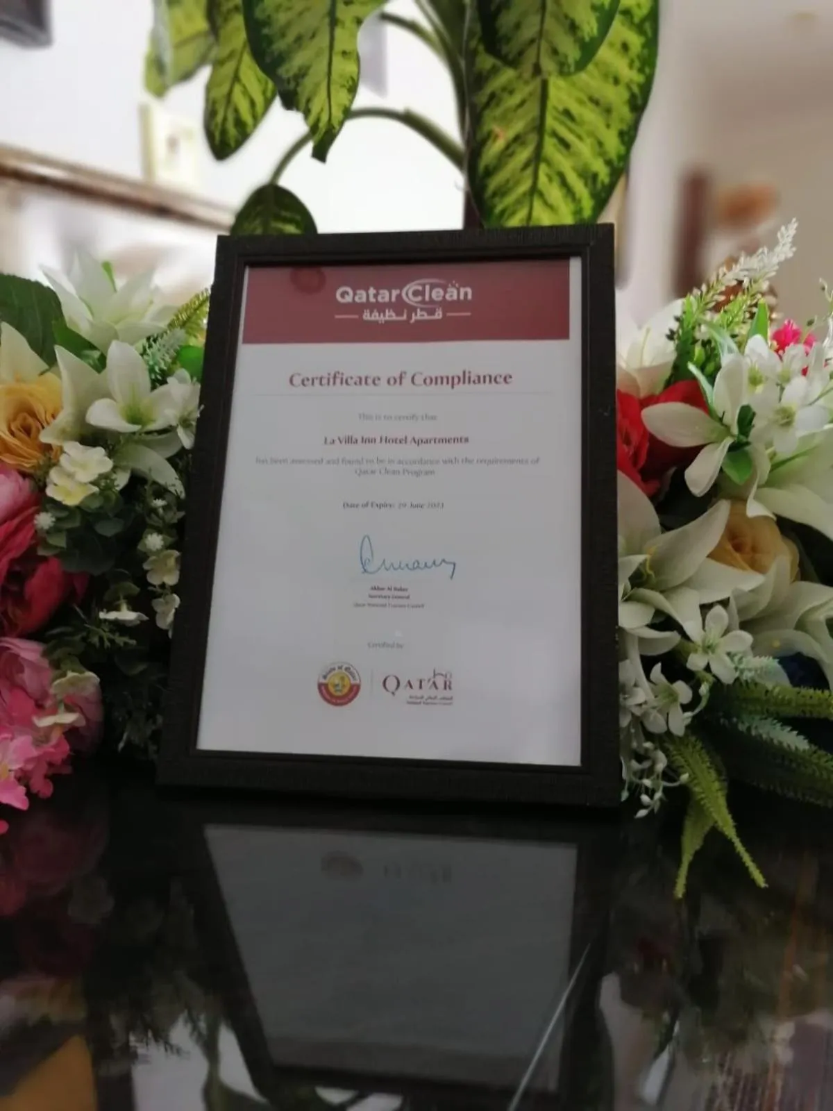 Certificate/Award in La Villa Inn Hotel Apartment