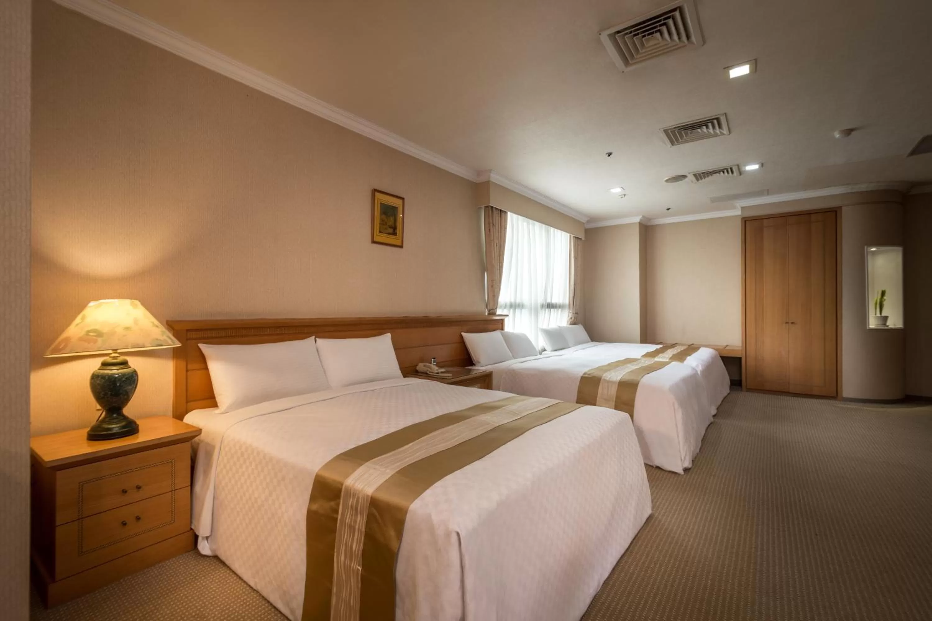 Photo of the whole room, Bed in Formosa Corridor Hotel