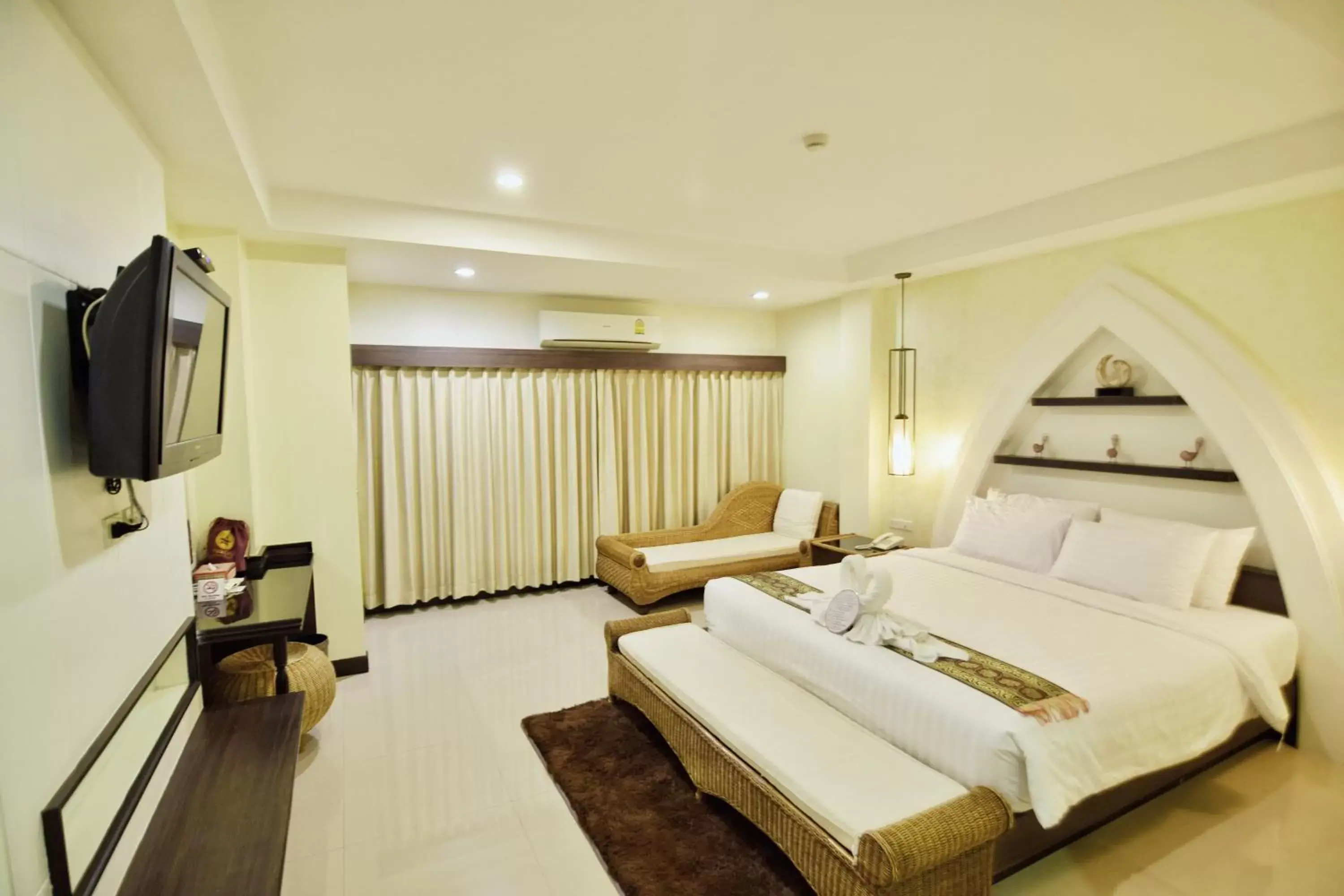 Photo of the whole room in Phanomrungpuri Hotel Buriram