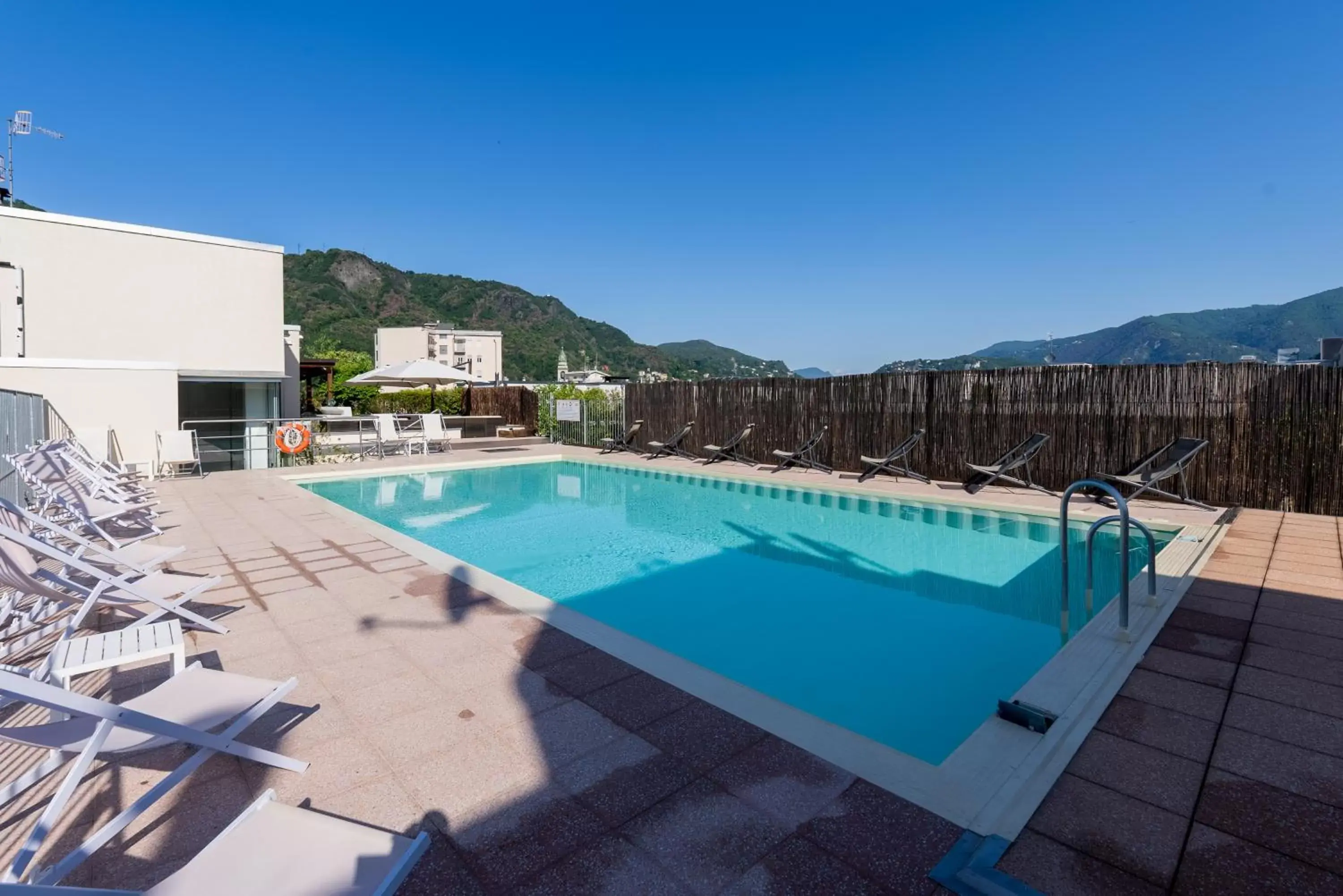 Swimming Pool in Hotel Como