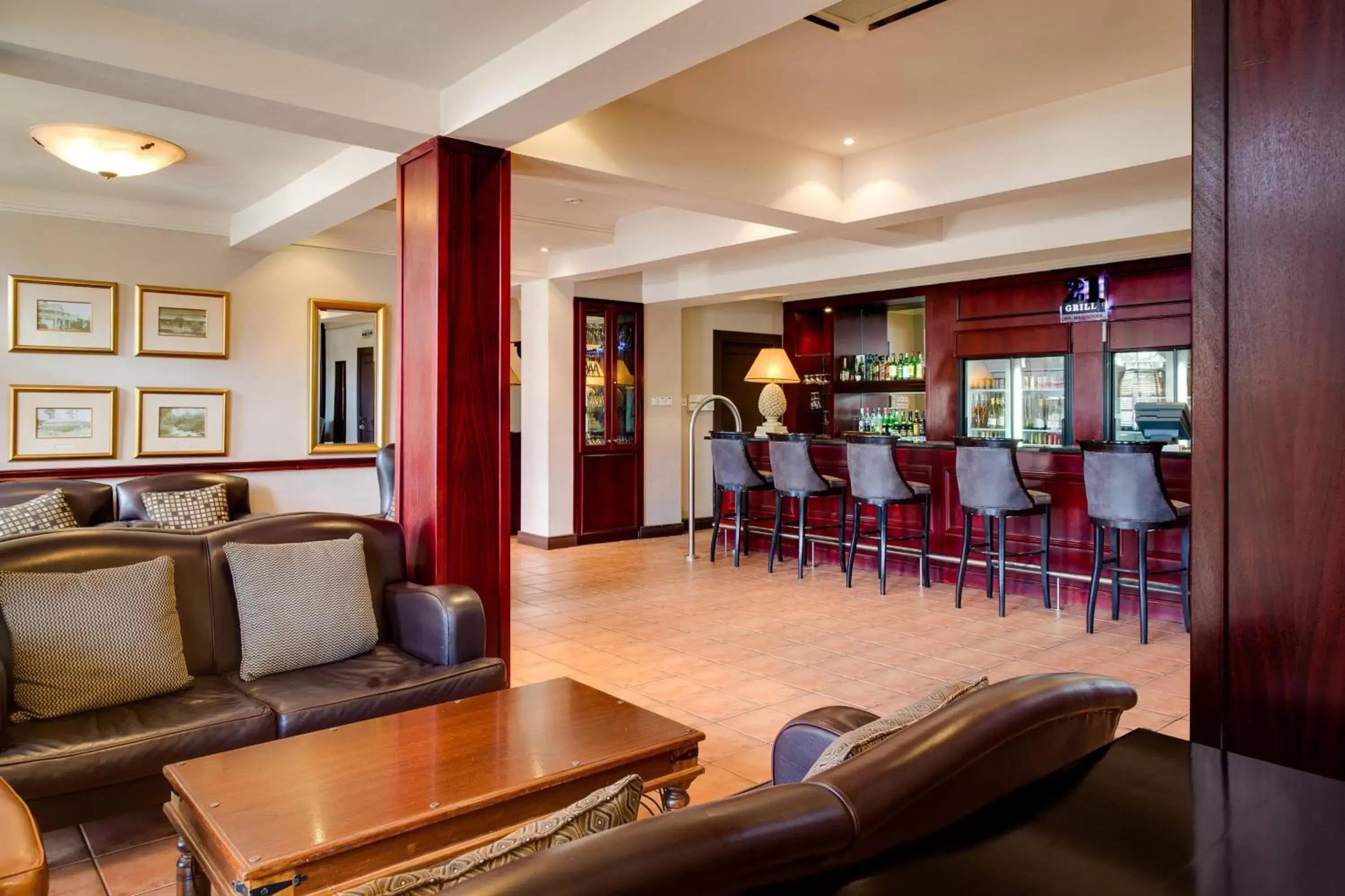 Lounge or bar in Protea Hotel by Marriott Blantyre Ryalls