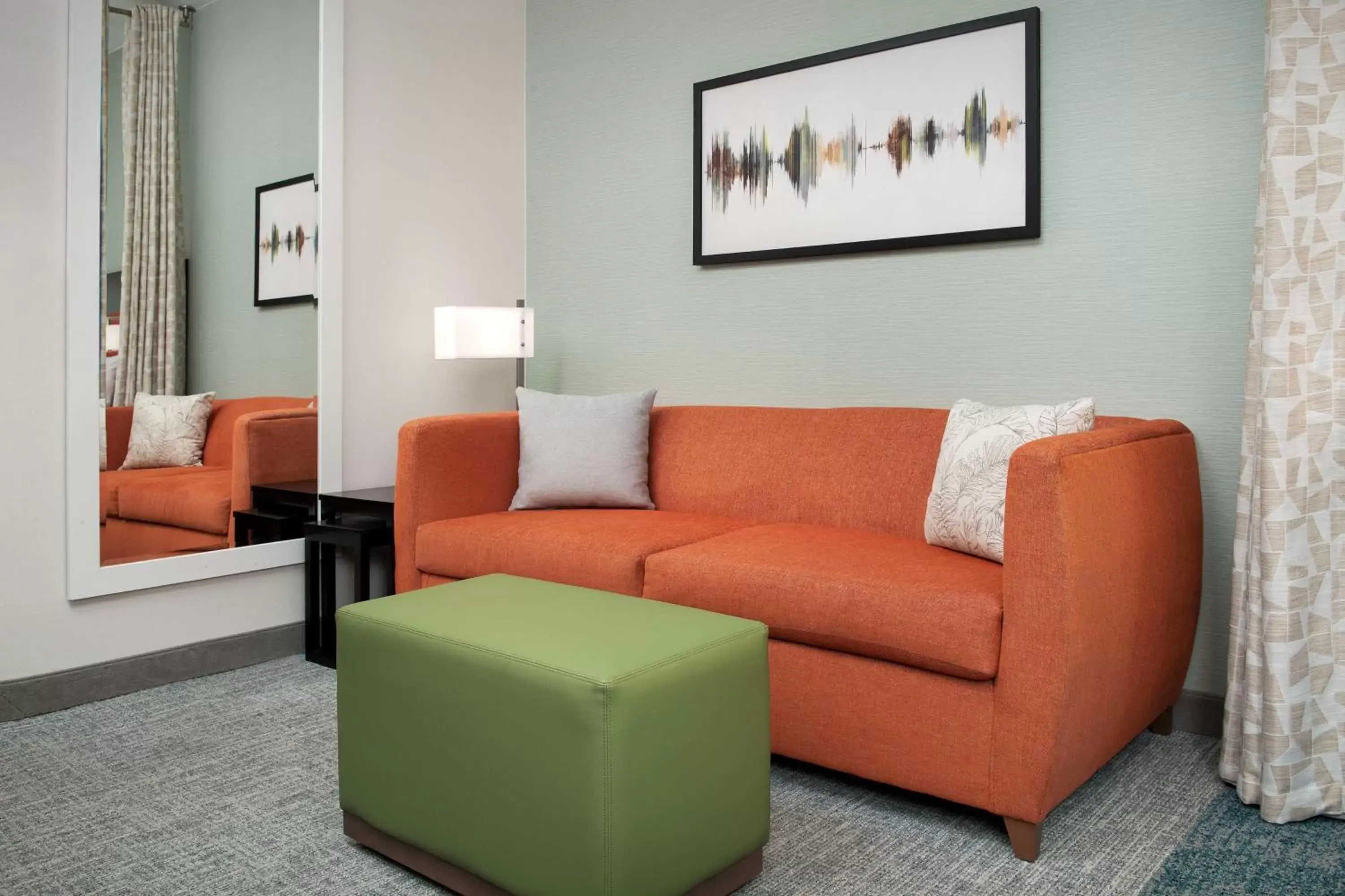Living room, Seating Area in Home2 Suites by Hilton - Memphis/Southaven
