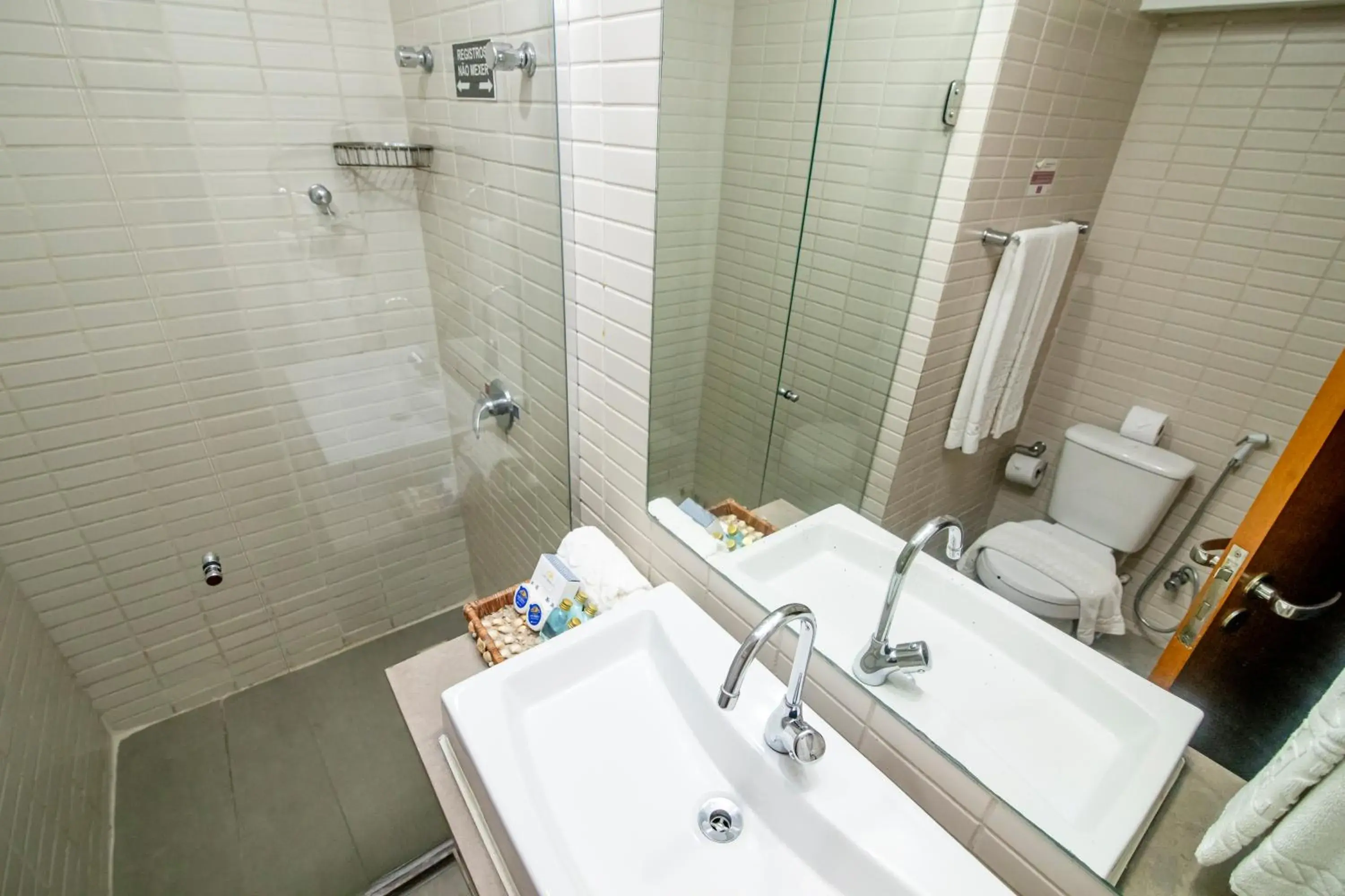 Property building, Bathroom in Hotel Cabo Branco Atlântico