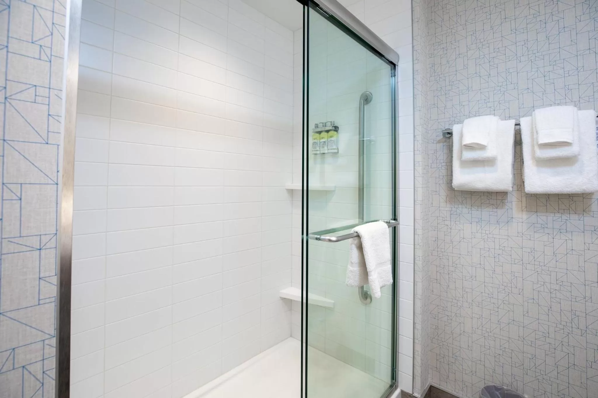 Photo of the whole room in Holiday Inn Express - Lethbridge Southeast by IHG