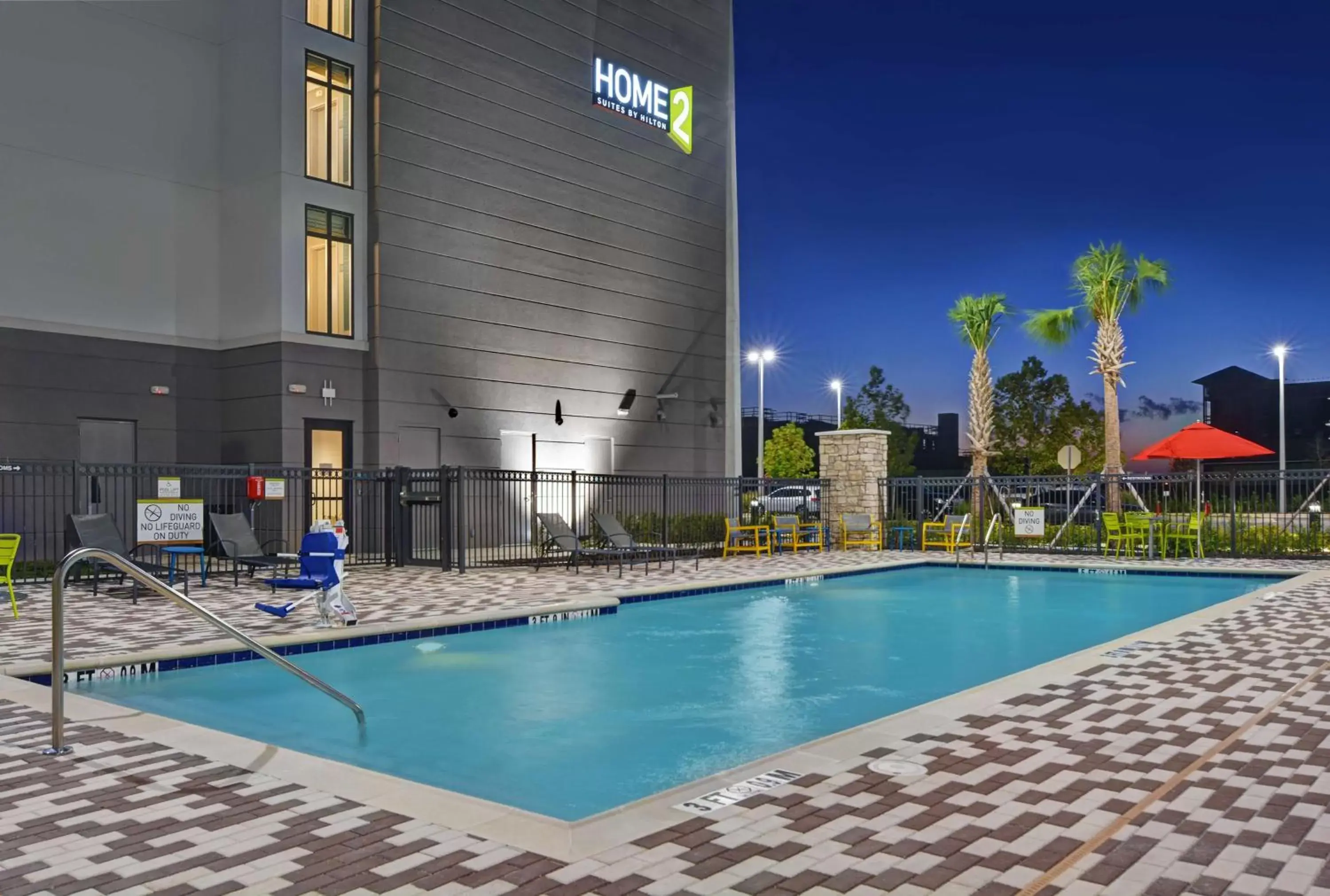 Property building, Swimming Pool in Home2 Suites By Hilton Melbourne Viera