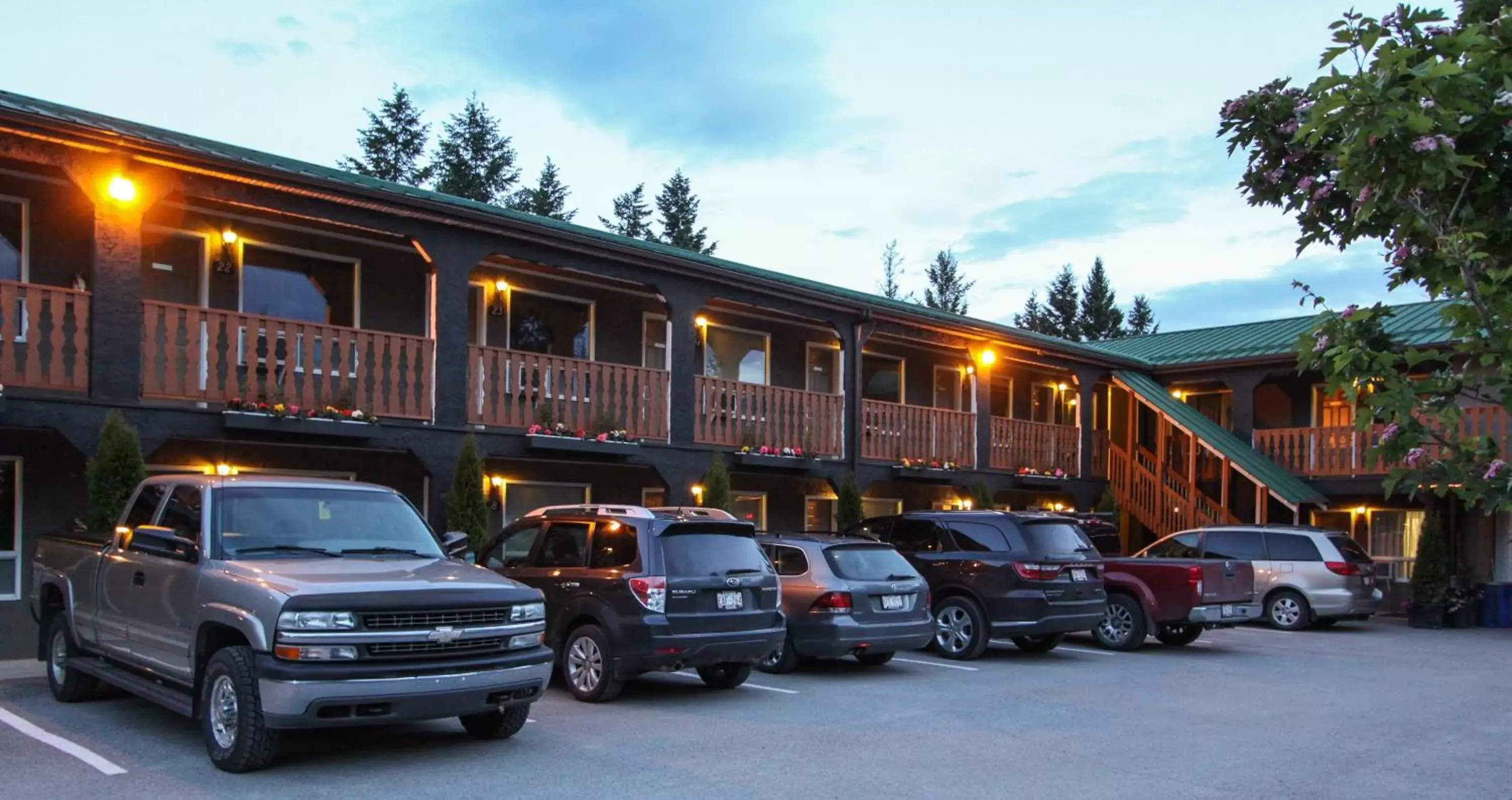 Facade/entrance, Property Building in Crystal Springs Motel