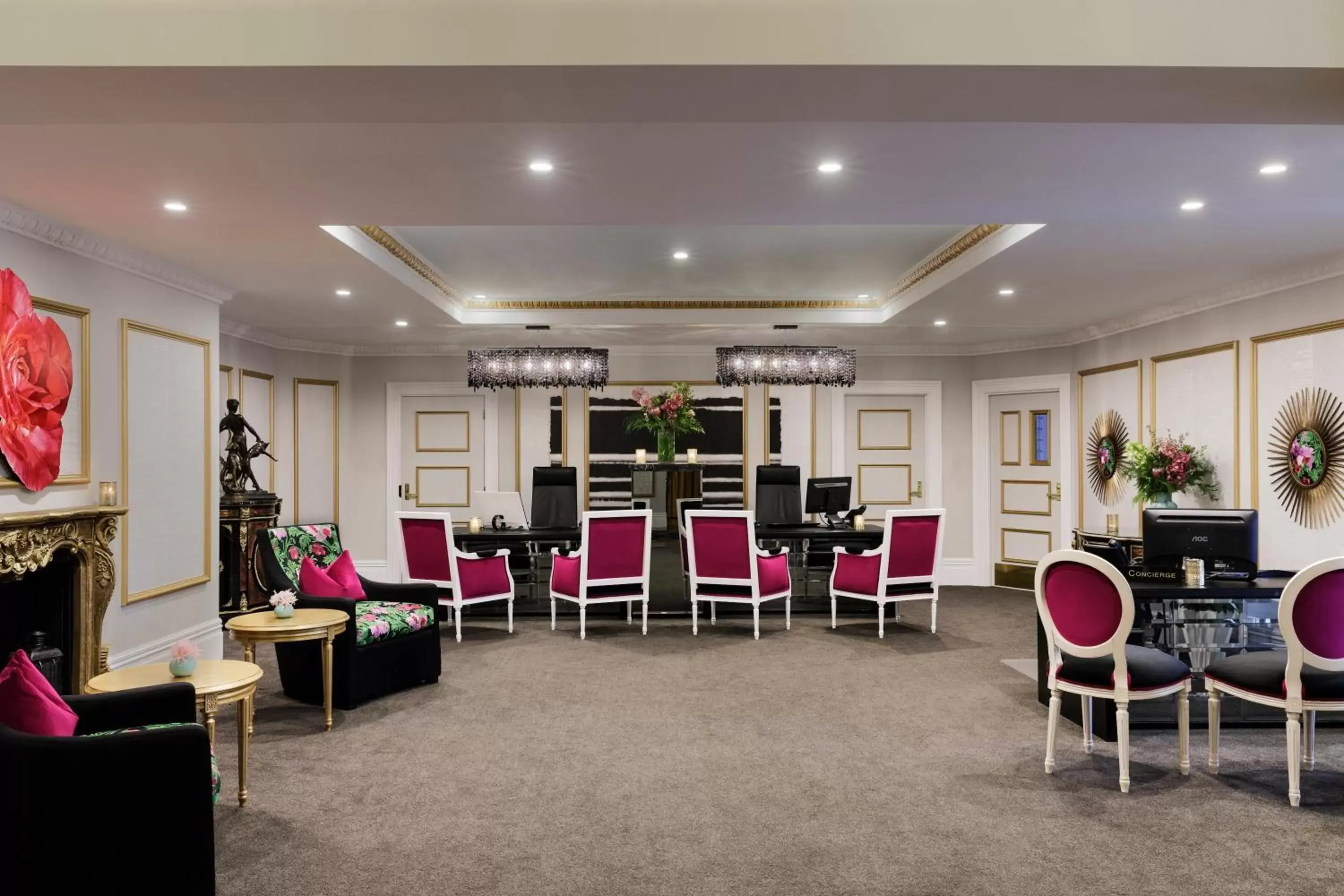 Lobby or reception in Sofitel Queenstown Hotel & Spa
