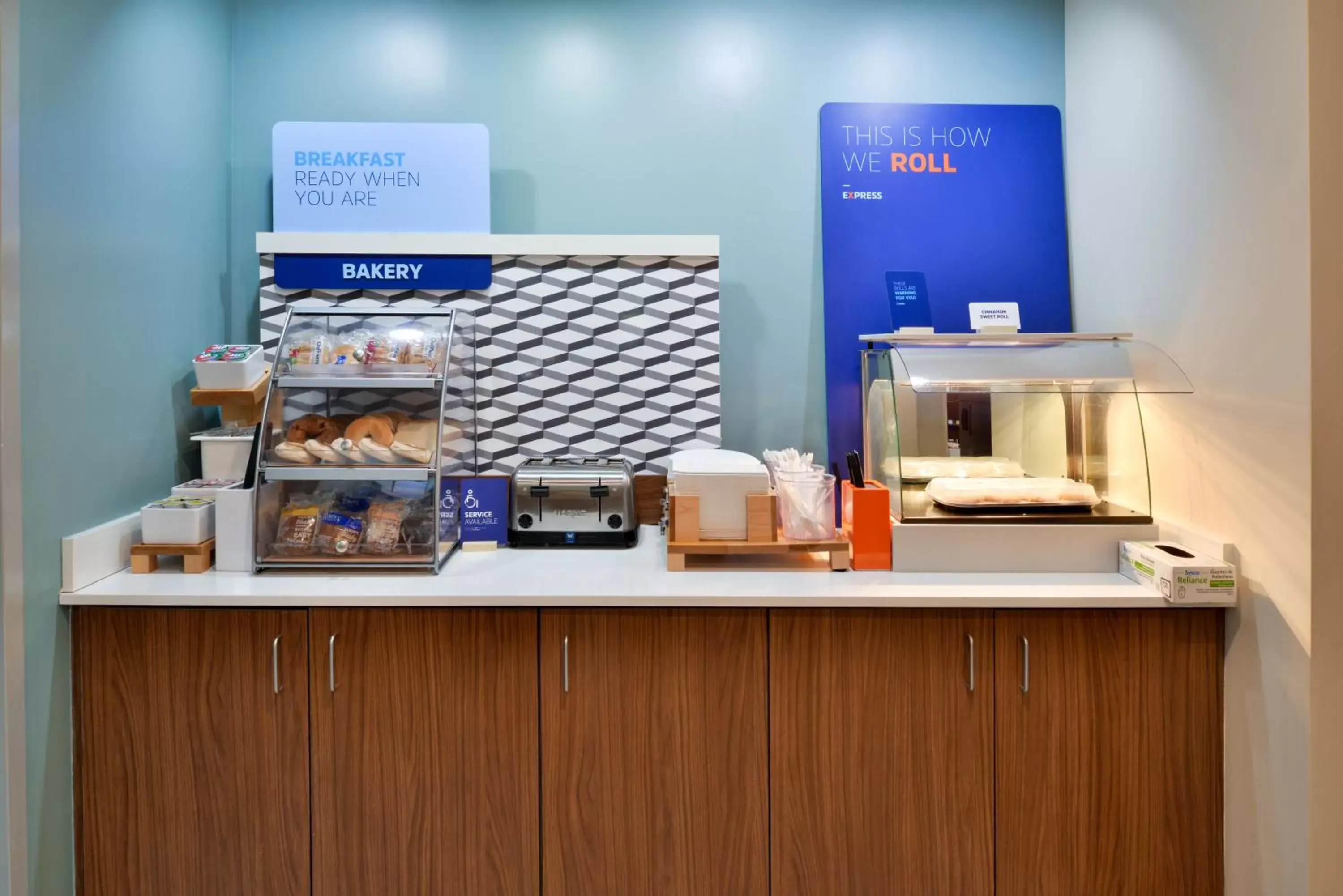 Coffee/tea facilities in Holiday Inn Express Blowing Rock South, an IHG Hotel