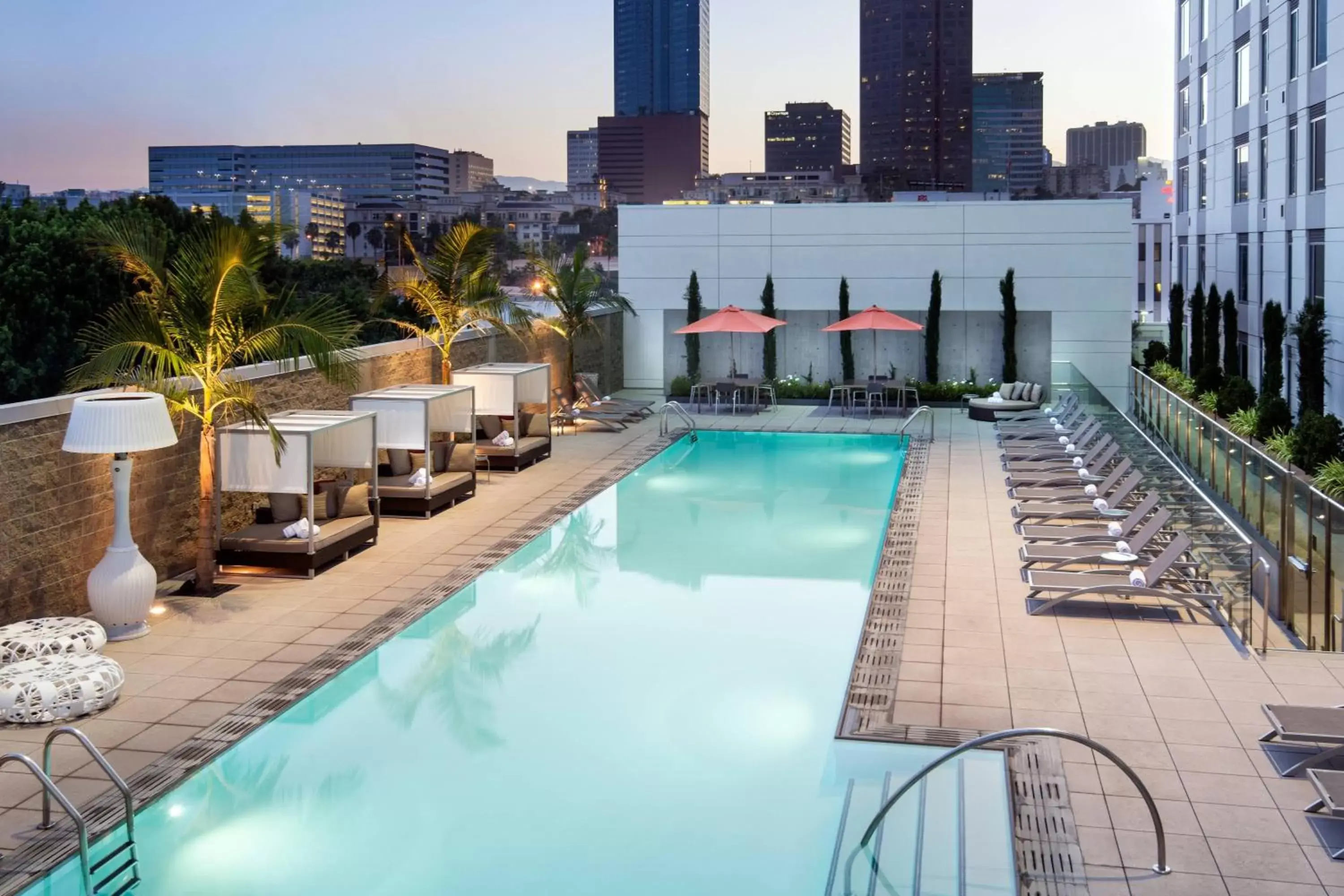 Swimming Pool in Courtyard by Marriott Los Angeles L.A. LIVE