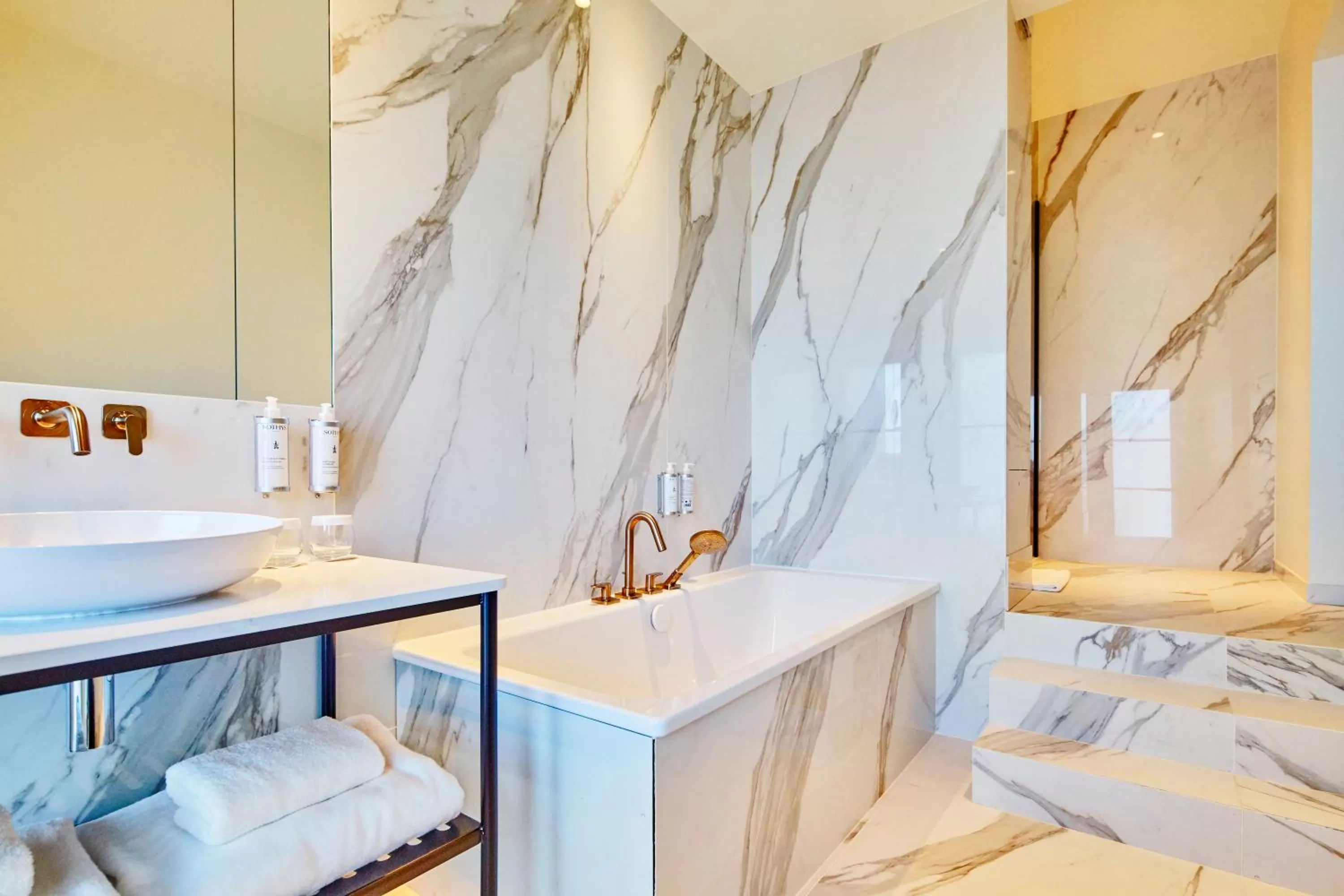 Bathroom in La Licorne Hotel & Spa Troyes - MGallery Collection