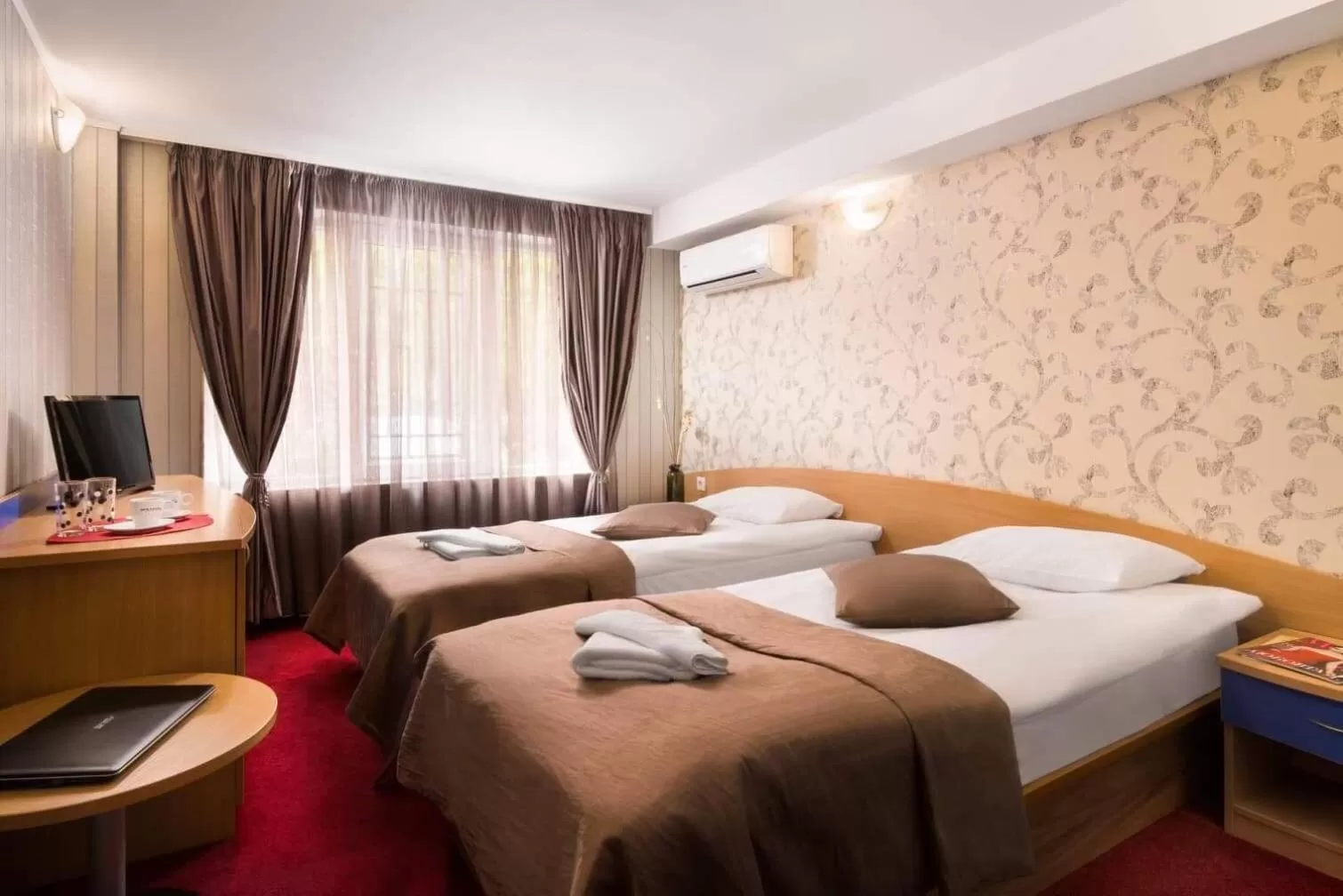 Bed in Hotel Central Point