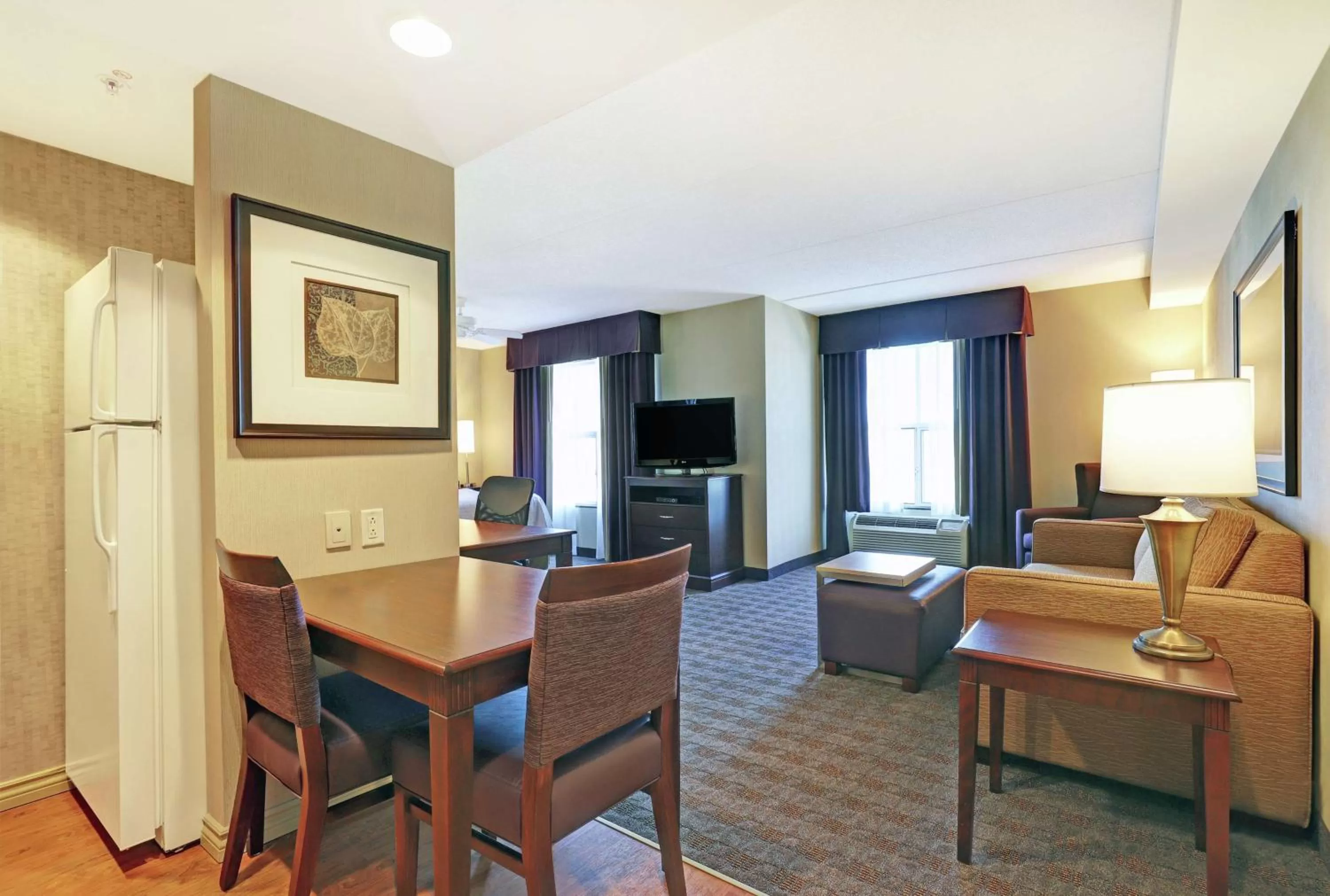 Bedroom in Homewood Suites by Hilton Cambridge-Waterloo, Ontario