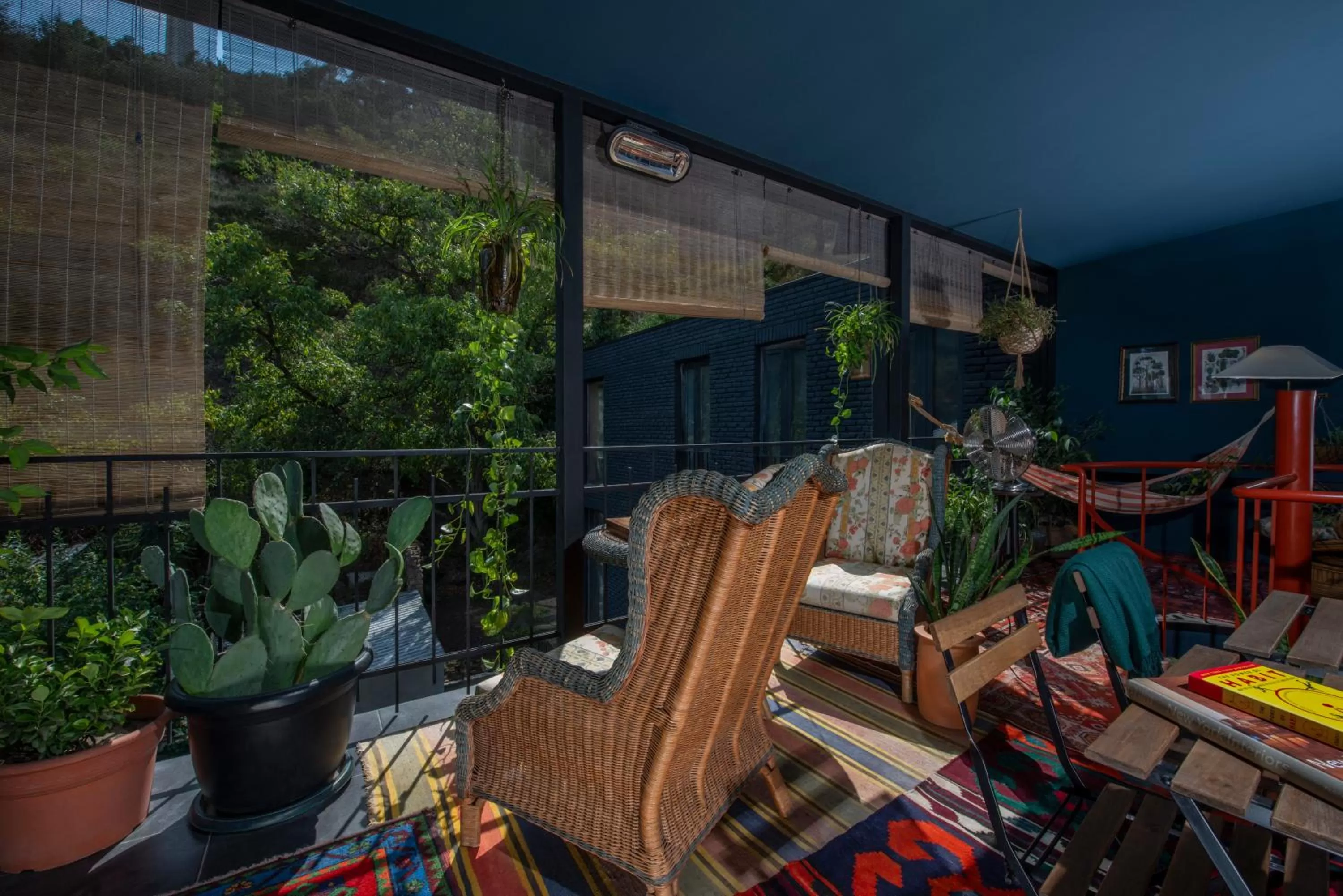 Balcony/Terrace in Communal Hotel Sololaki