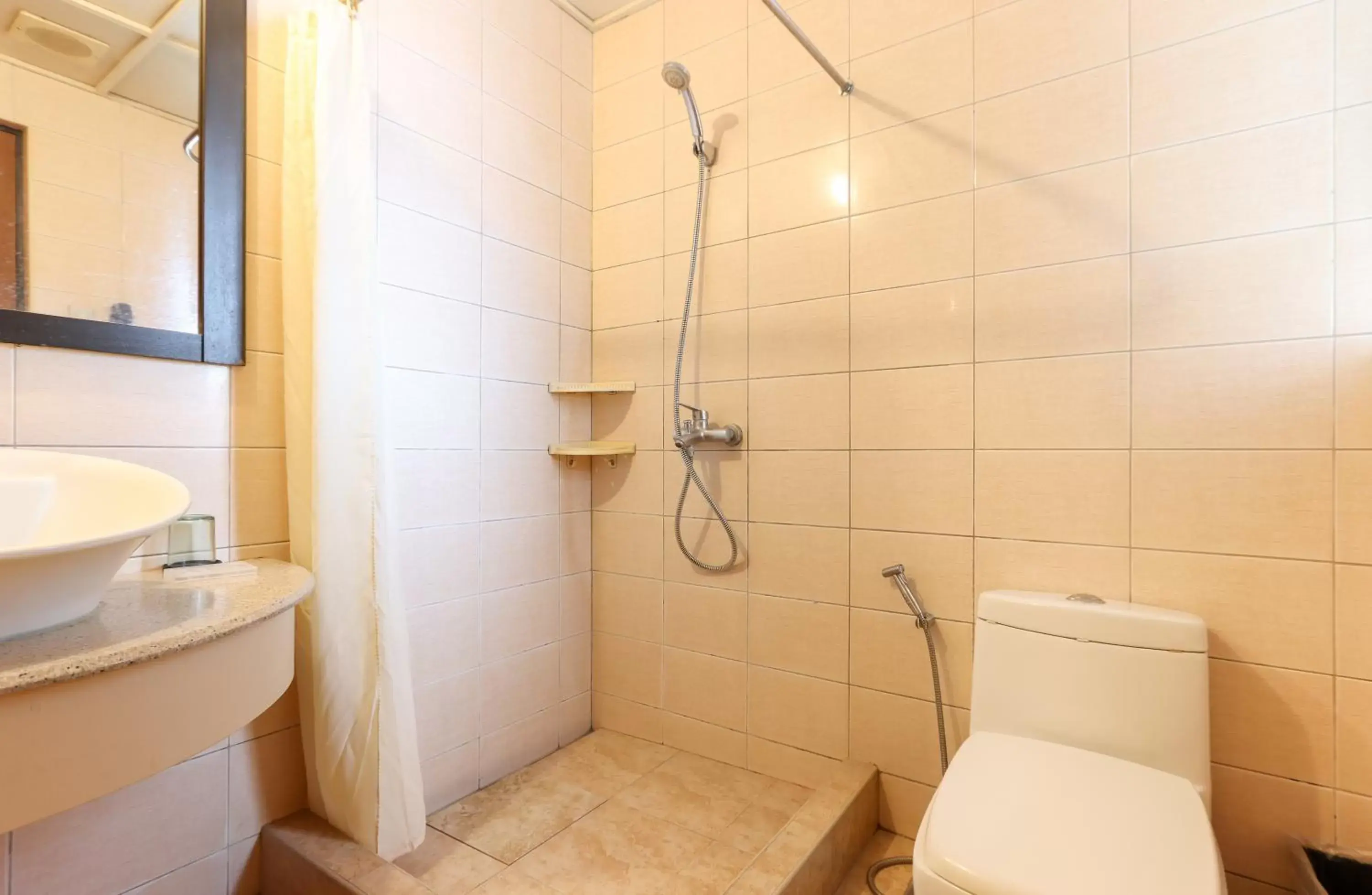 Shower, Bathroom in Technopark Hotel