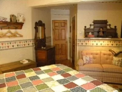 Bed in Stouffermill Bed & Breakfast