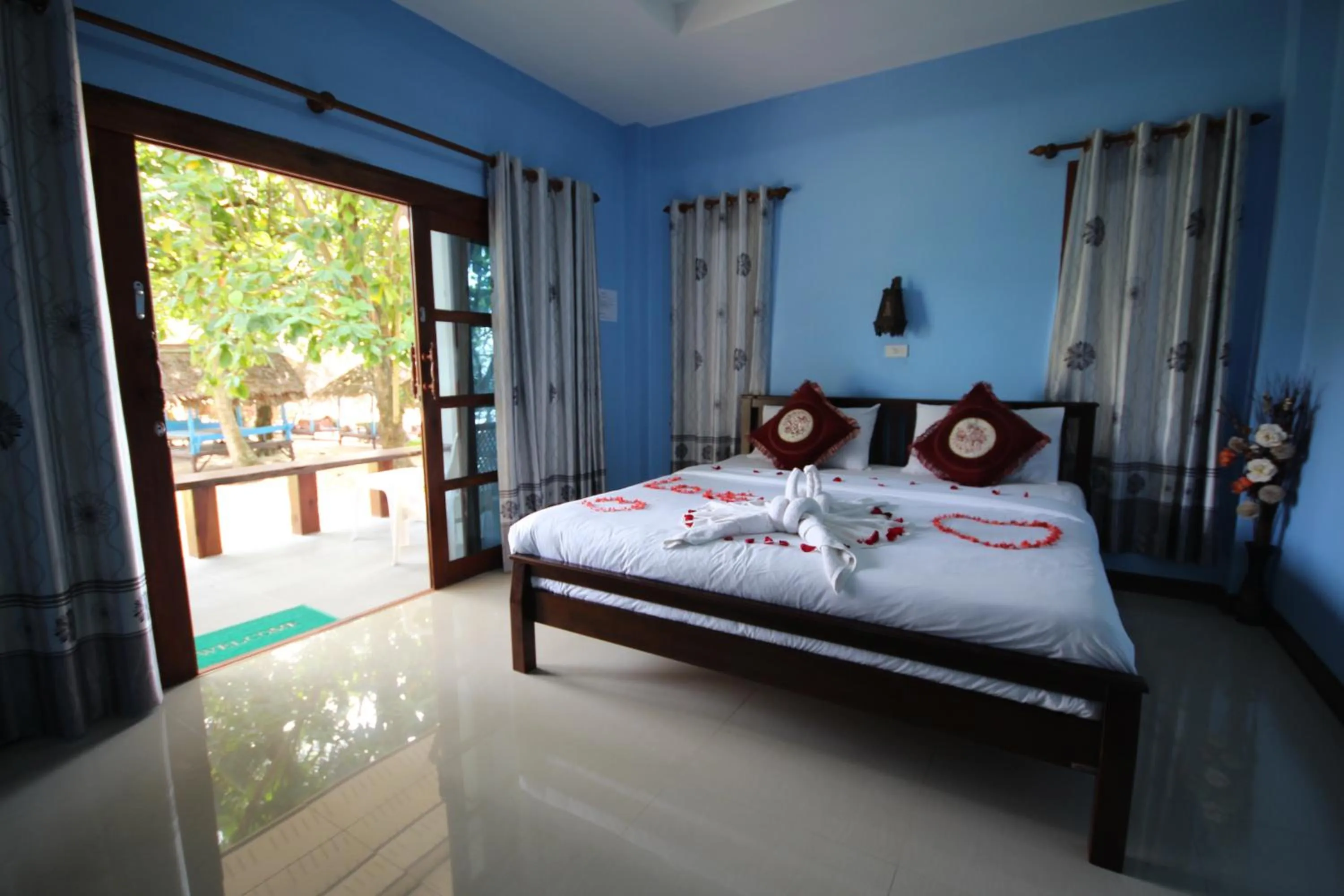 Bed in Lanta Family resort