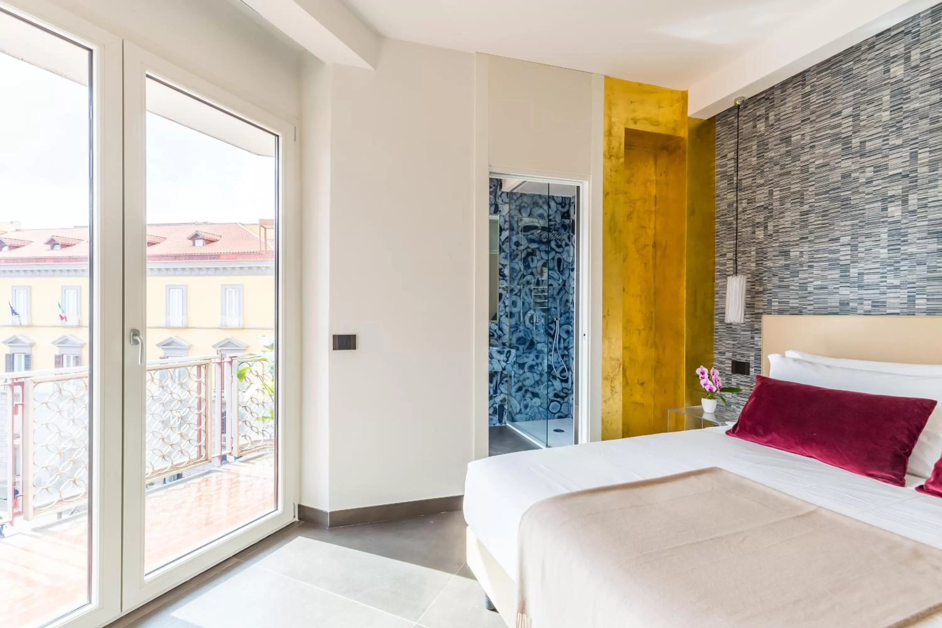 Bed in Dei Martiri Suite